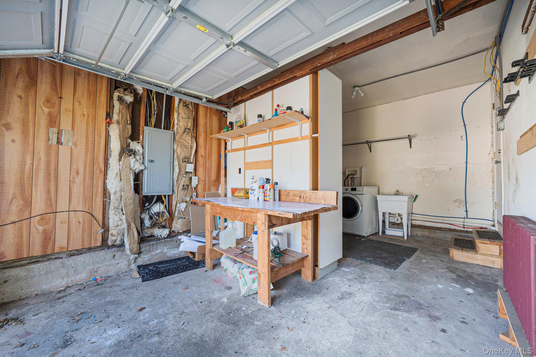 1537 1st Street, West Babylon, NY 11704