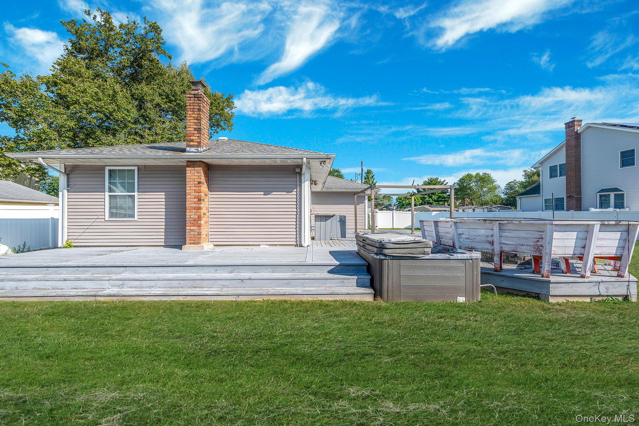 1537 1st Street, West Babylon, NY 11704