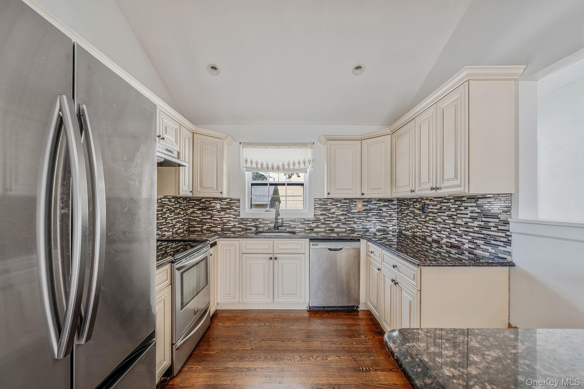 1537 1st Street, West Babylon, NY 11704