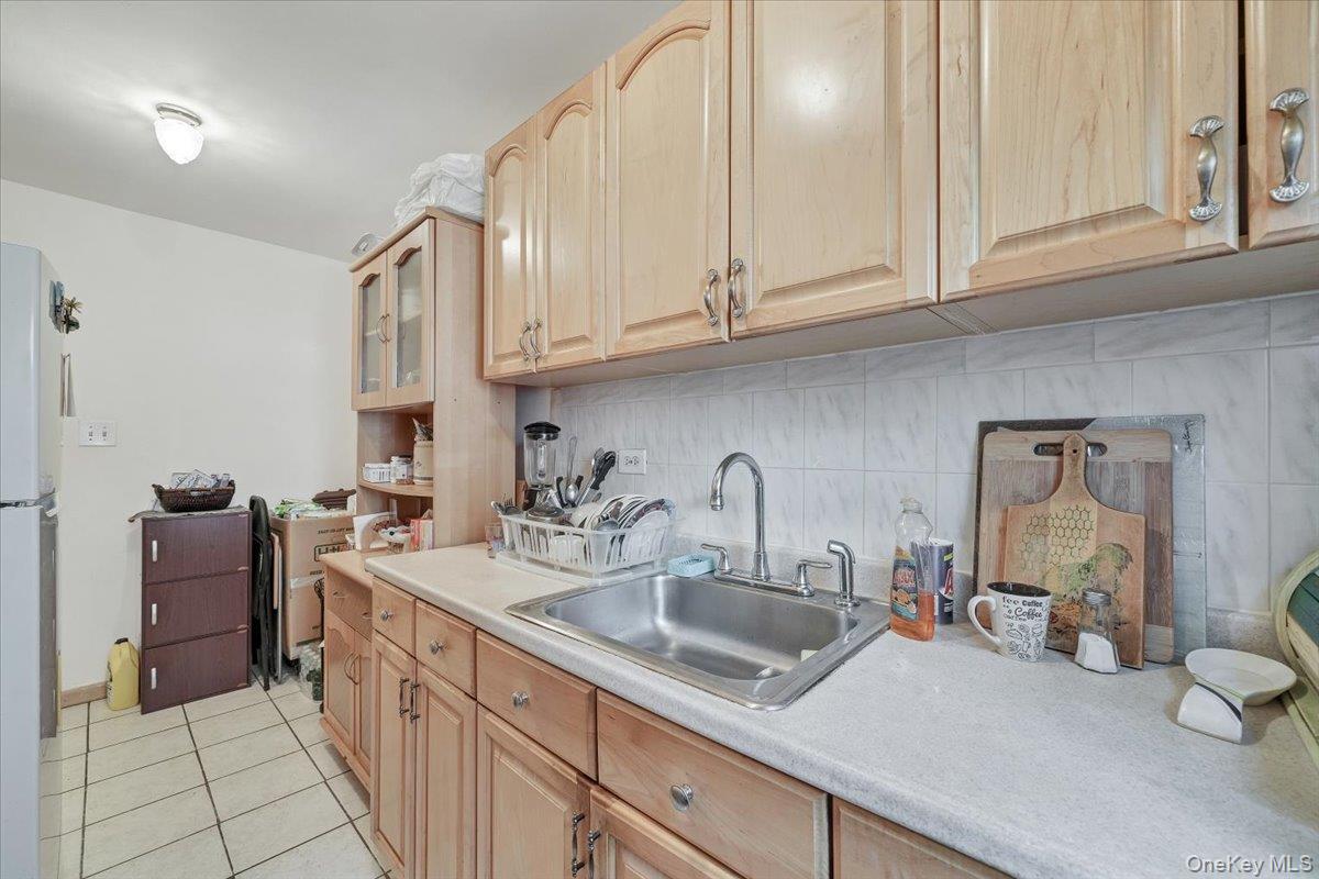 1425 Thieriot Avenue # 1N, Bronx, NY 10460