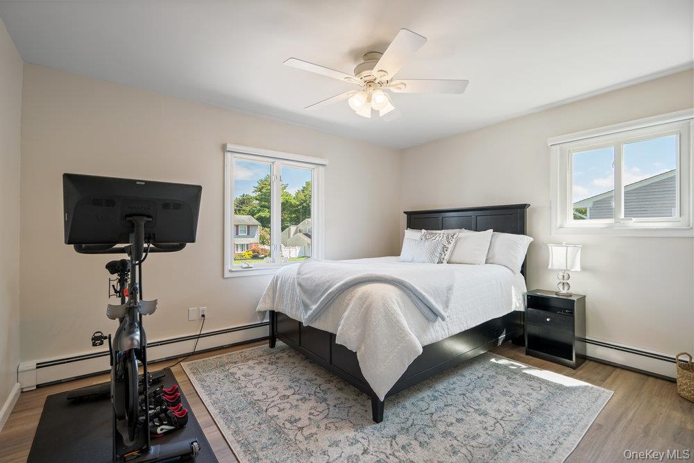 18 Lloyd Lane, Nesconset, NY 11767