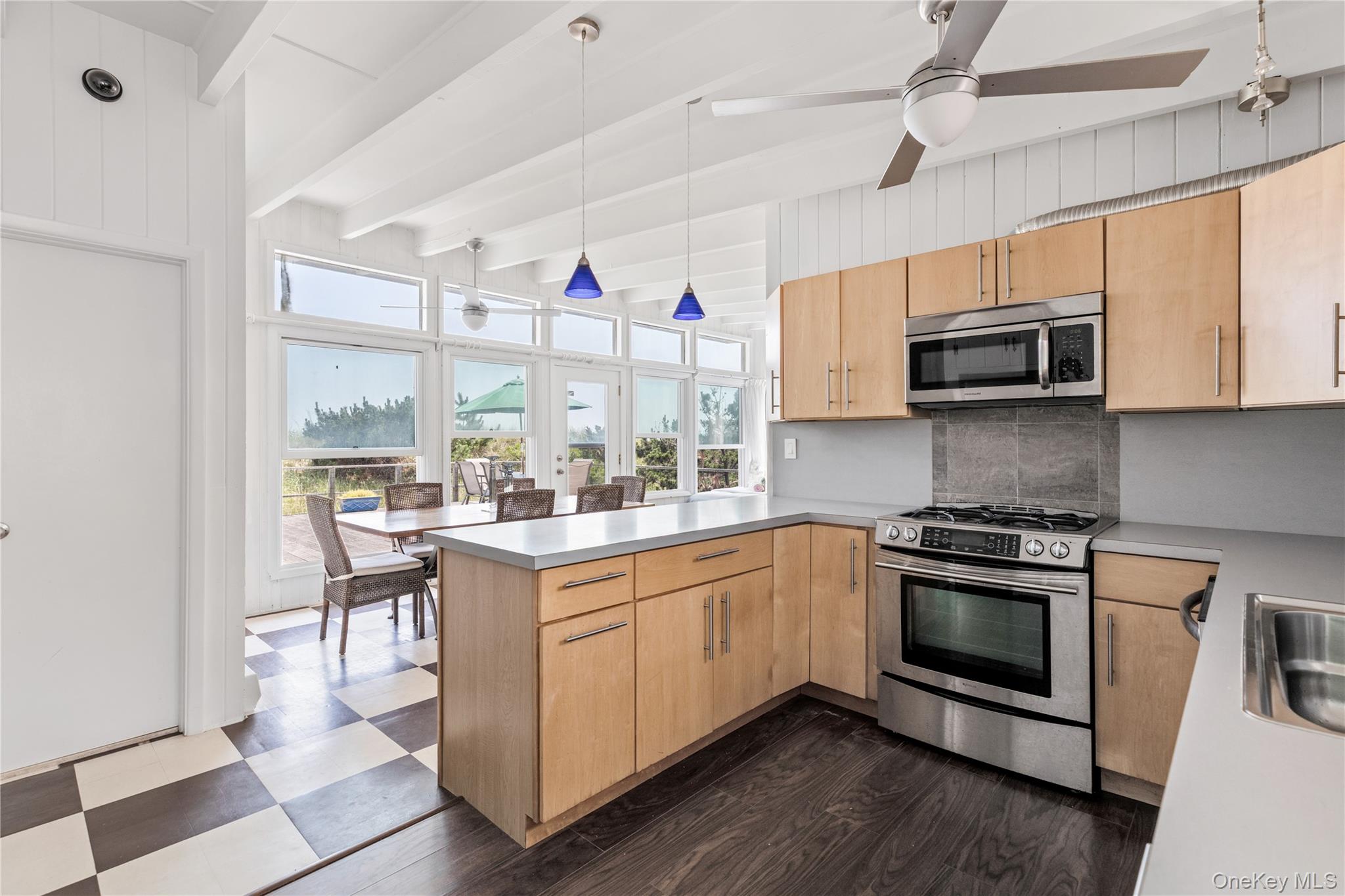 59 Laurel Avenue, Seaview, NY 11770