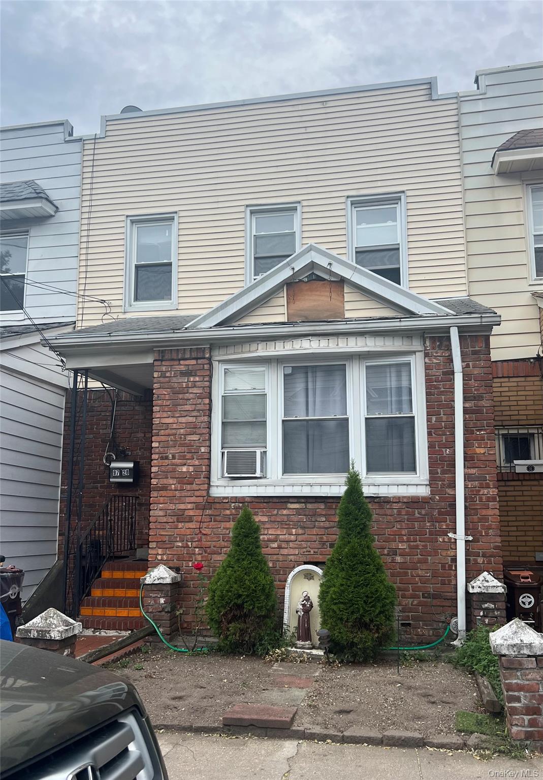 97-28 81 Street, Ozone Park, NY 11416