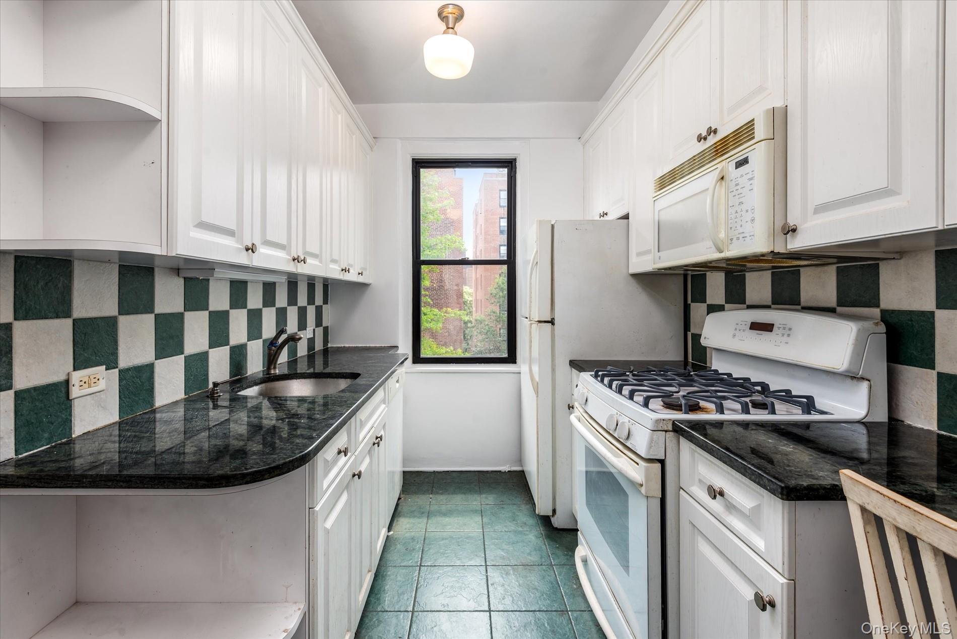 72 Park Terrace West W # E67, New York (Manhattan), NY 10034