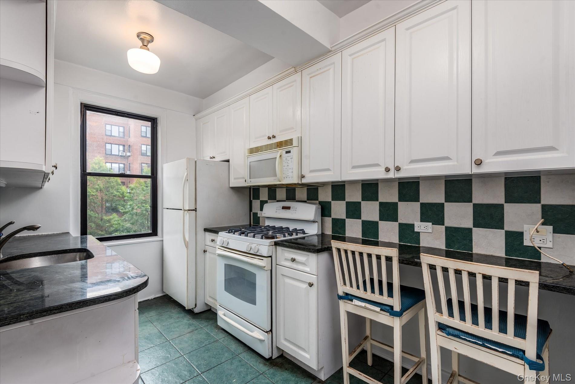 72 Park Terrace West W # E67, New York (Manhattan), NY 10034