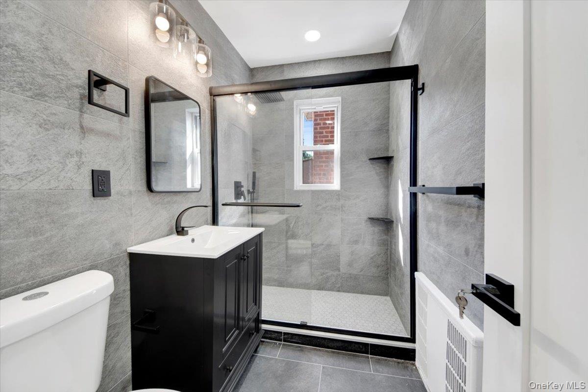 4018A Bruner Avenue, Bronx, NY 10466