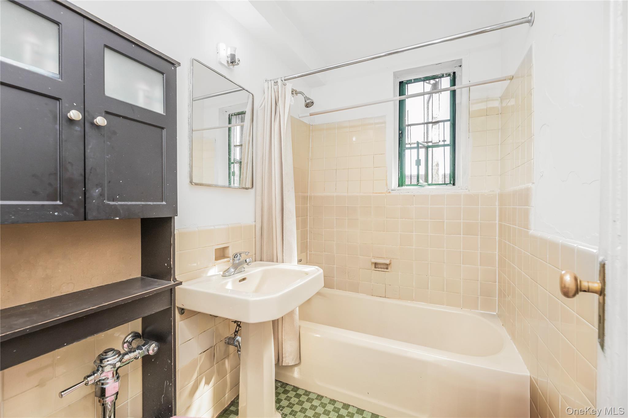 1540 Unionport Road # 7F, Bronx, NY 10462