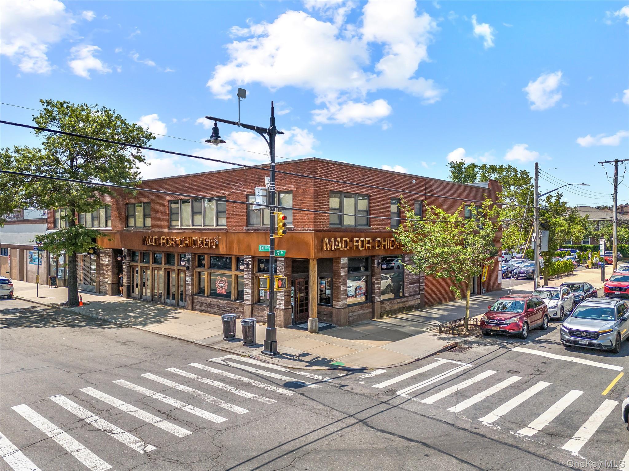 213-16 39th # E, Bayside, NY 11361