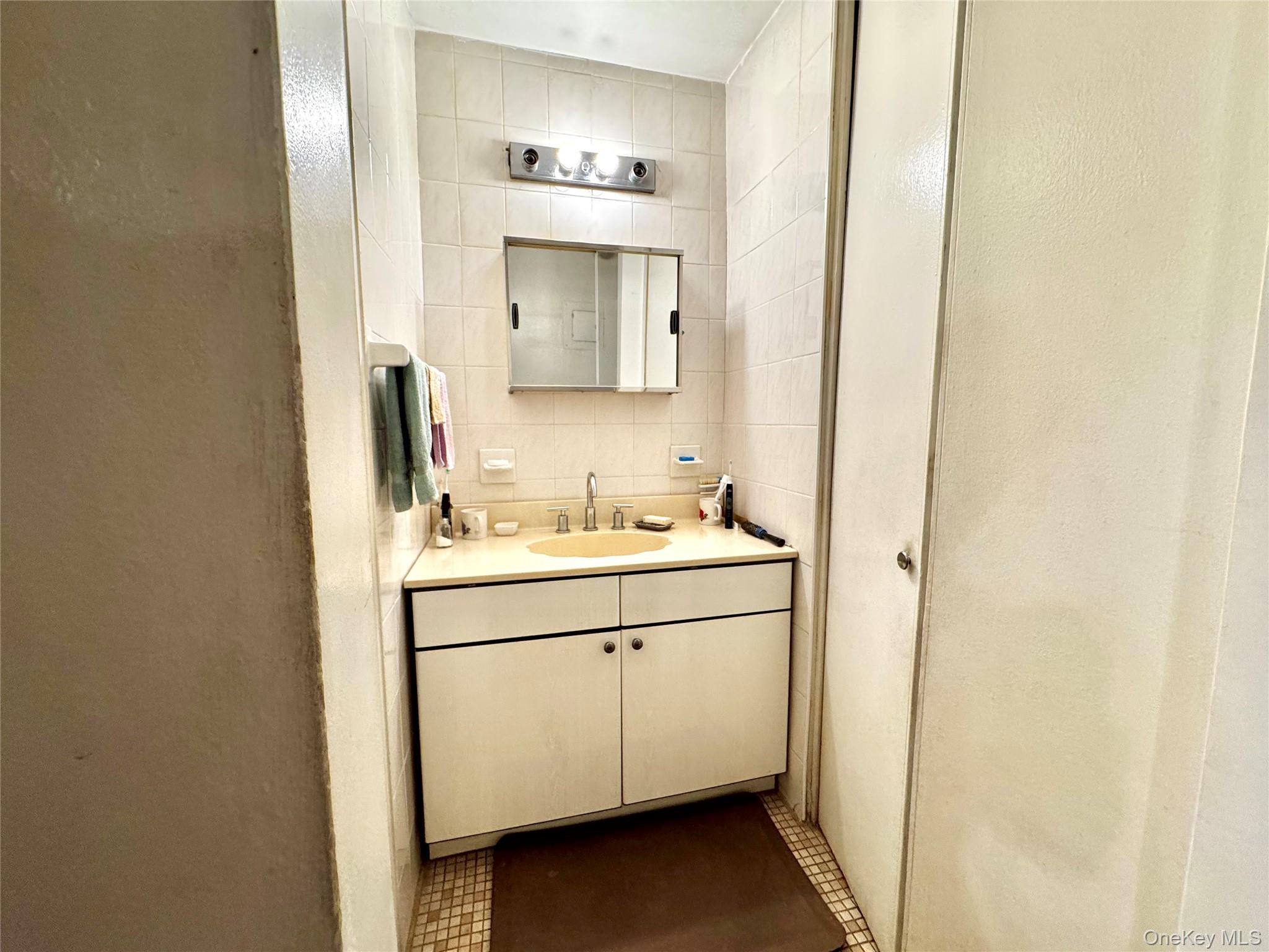 35-20 Leverich Street # A201, Jackson Heights, NY 11372