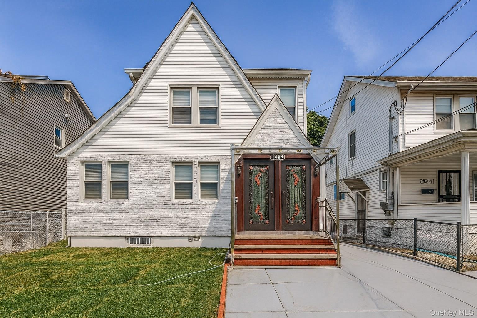 192-23 116th Road, Saint Albans, NY 11412