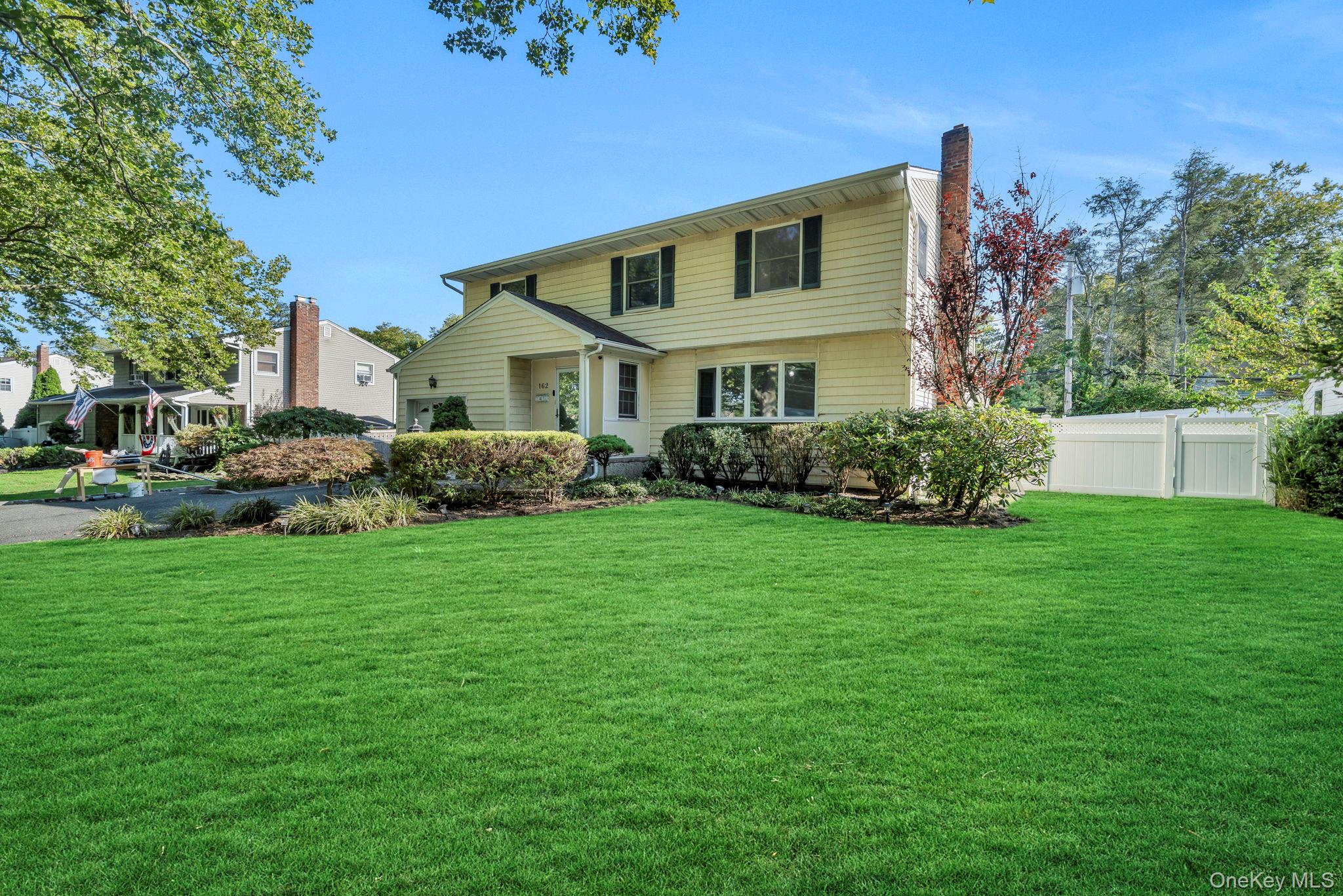 162 Wolf Hill Road, Melville, NY 11747