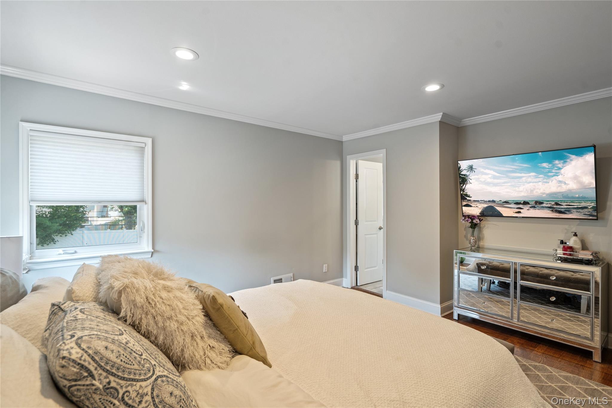 46 Saratoga Drive, Jericho, NY 11753