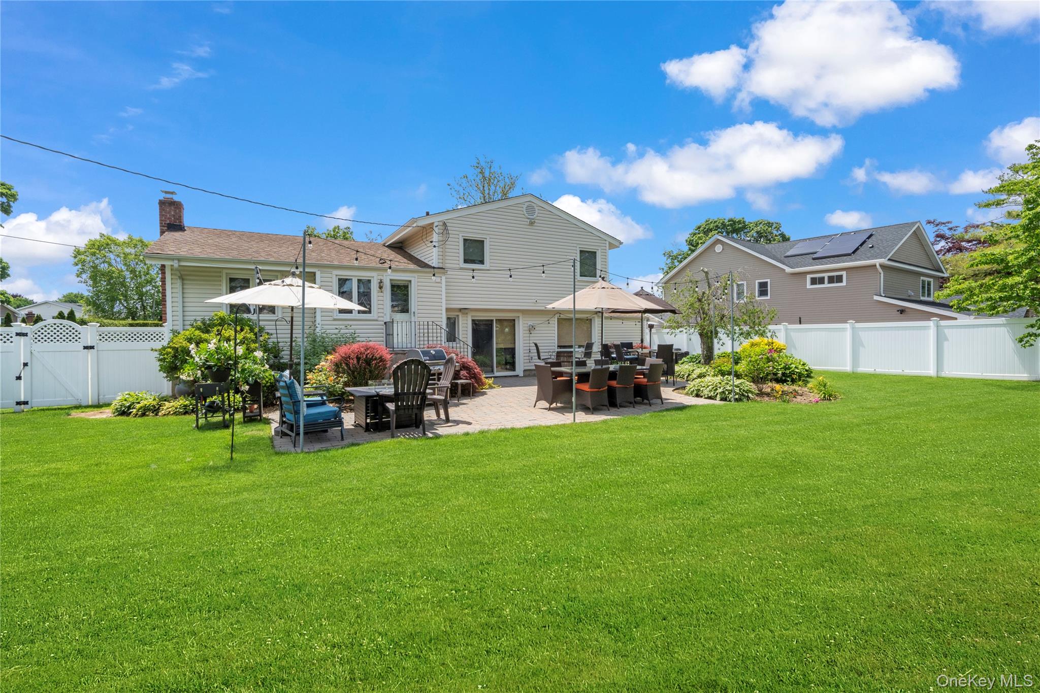 46 Saratoga Drive, Jericho, NY 11753