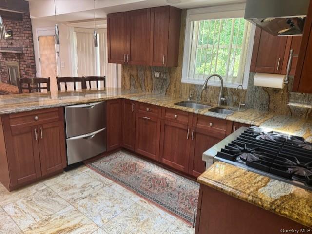 4 Tory Circle, Tappan, NY 10983