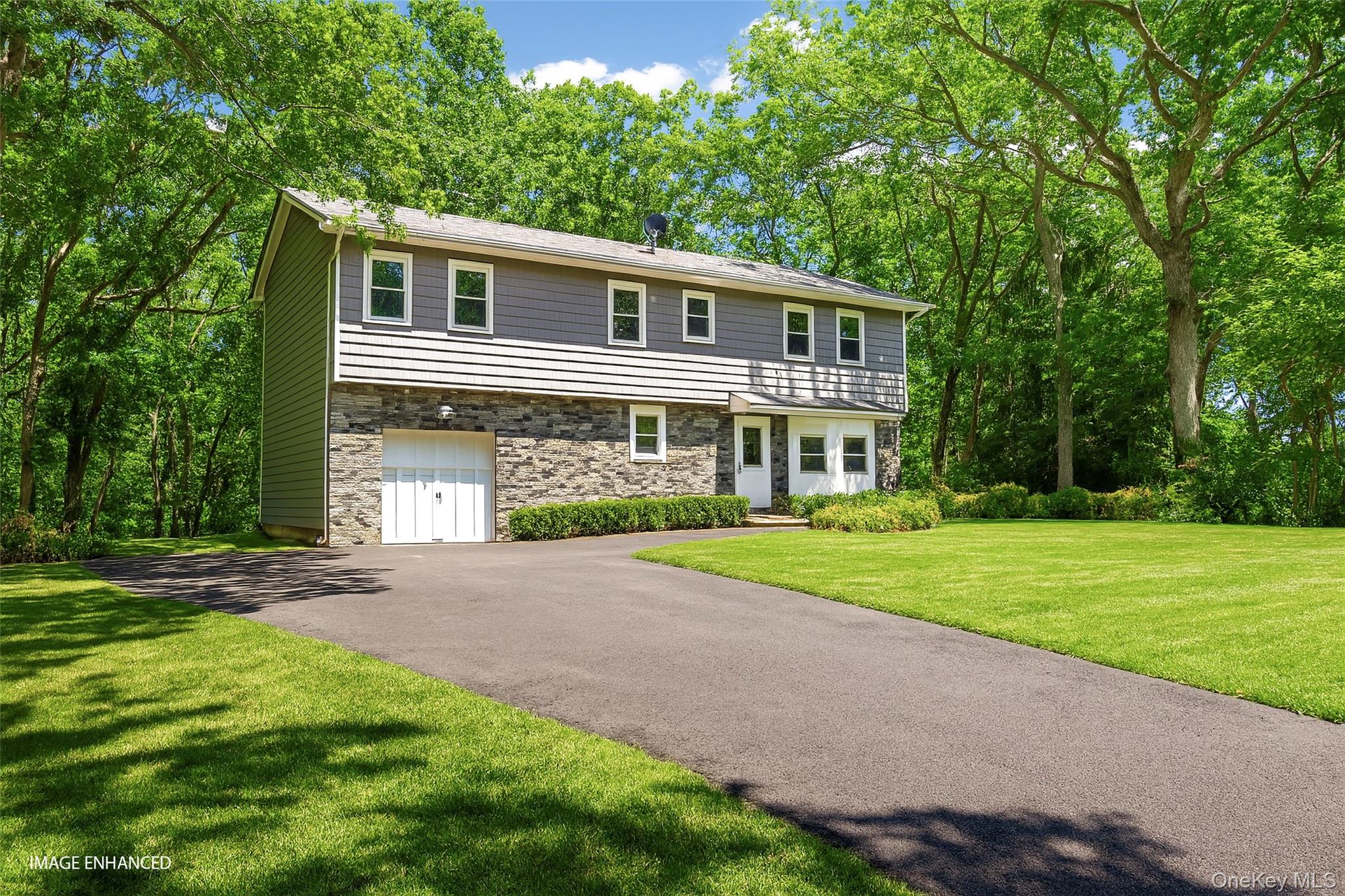 Bridgehampton, NY 11932