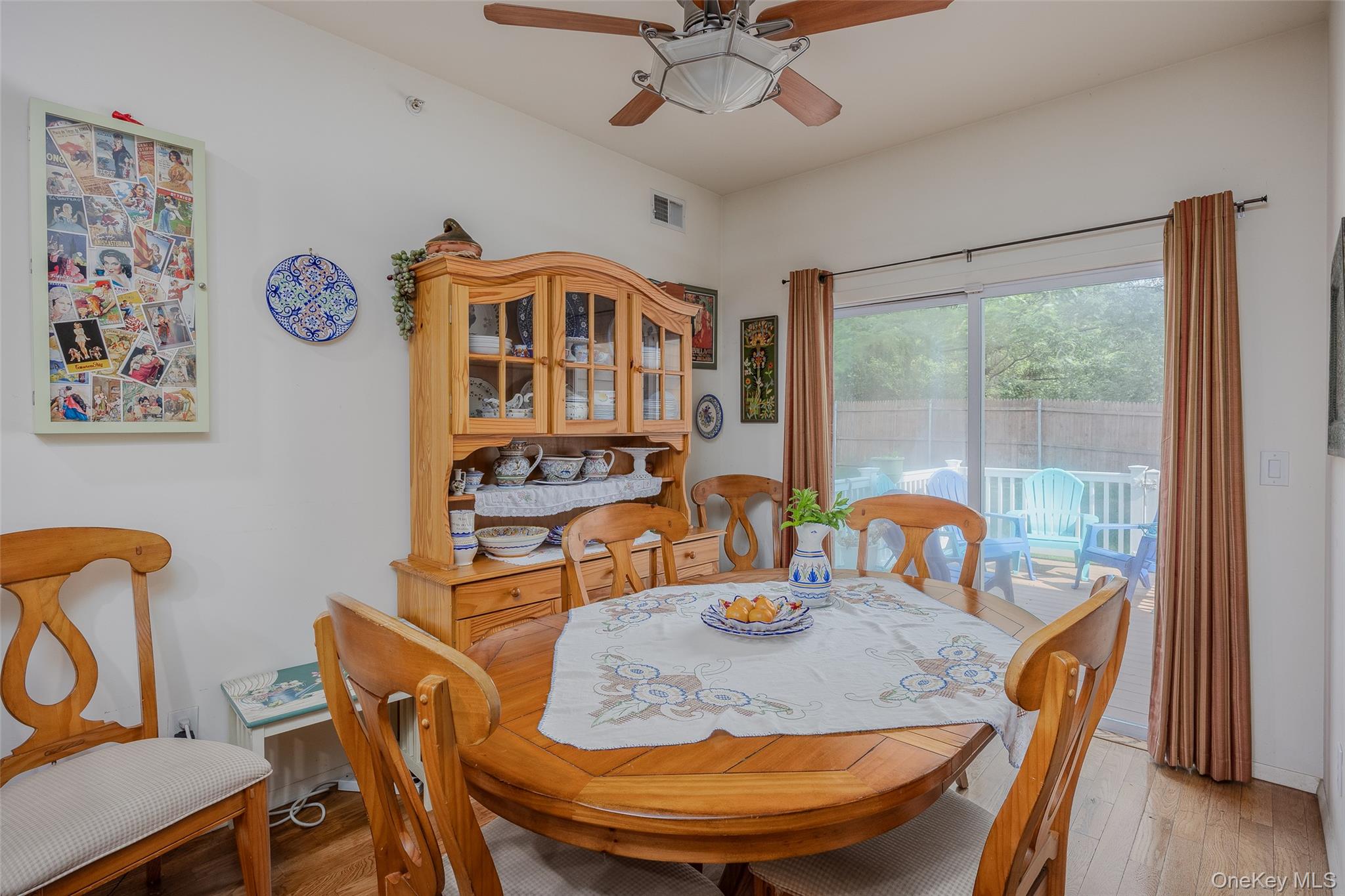 10 Cranberry Circle, Medford, NY 11763