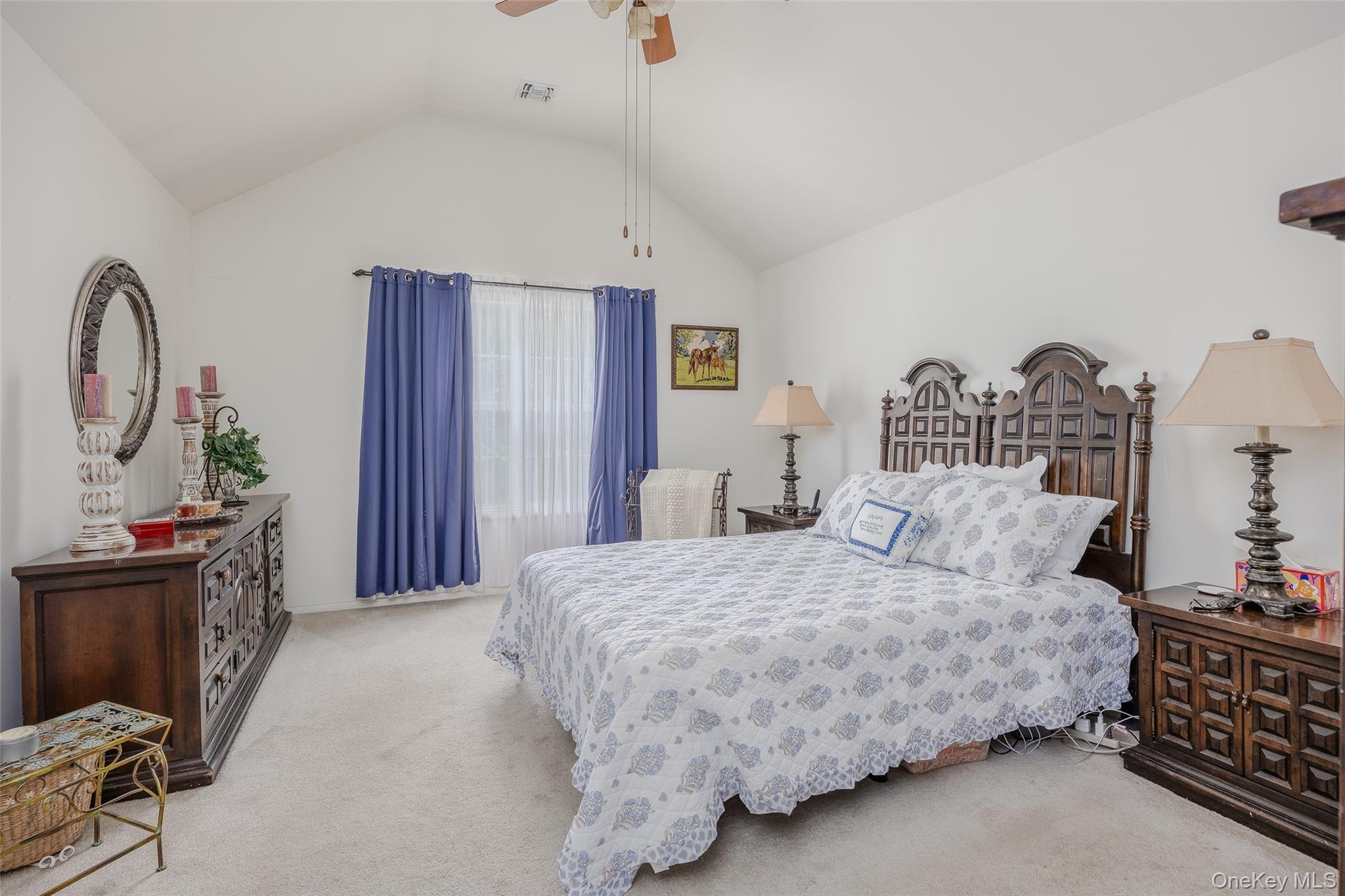 10 Cranberry Circle, Medford, NY 11763