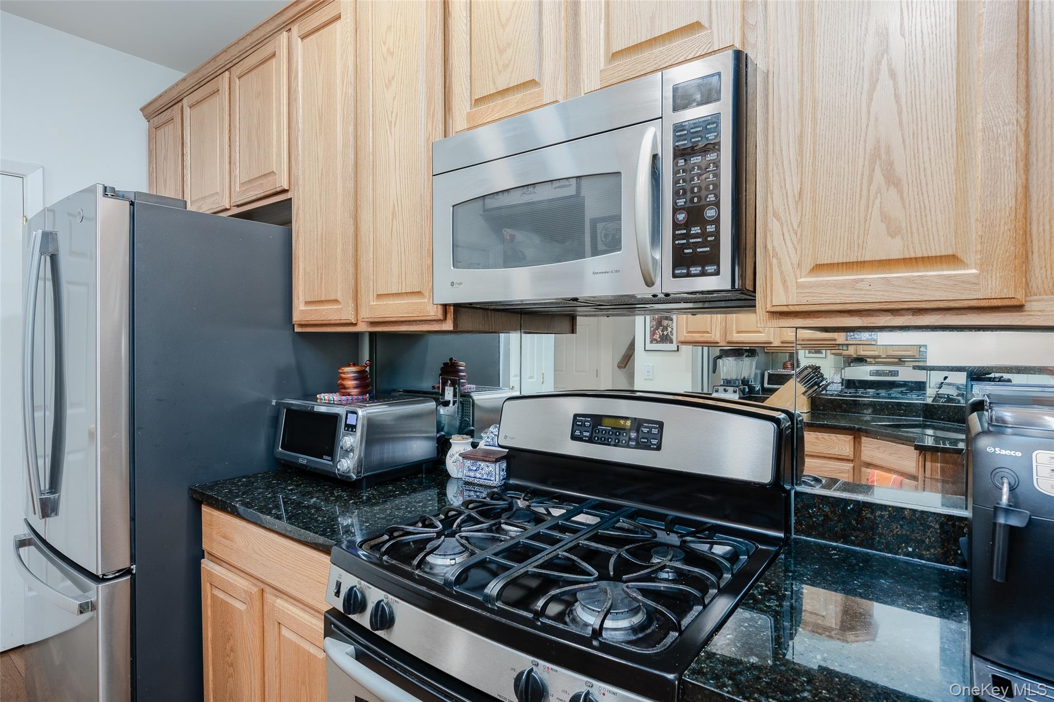 10 Cranberry Circle, Medford, NY 11763