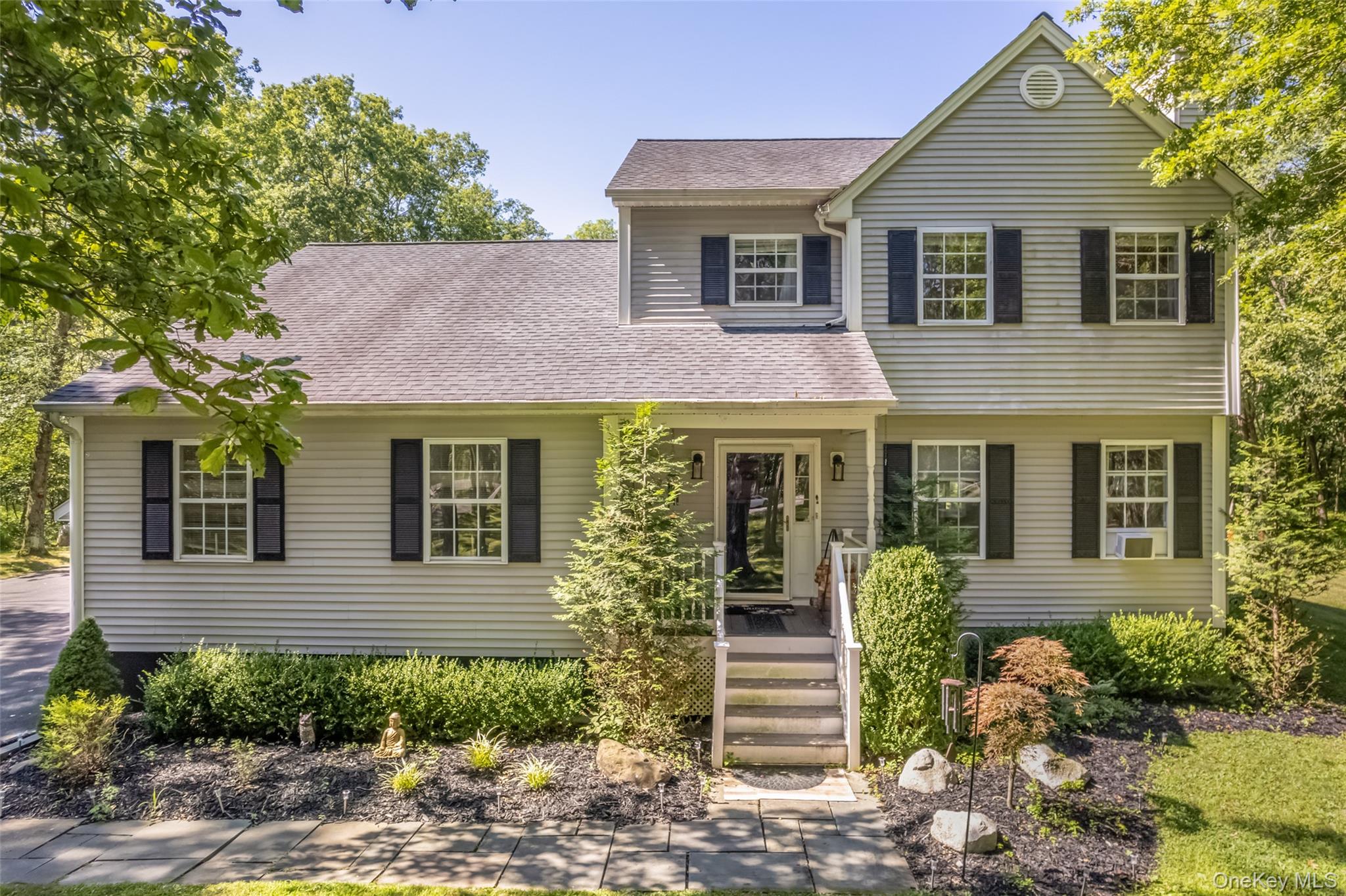 32 Stella Drive, Gardiner, NY 12525