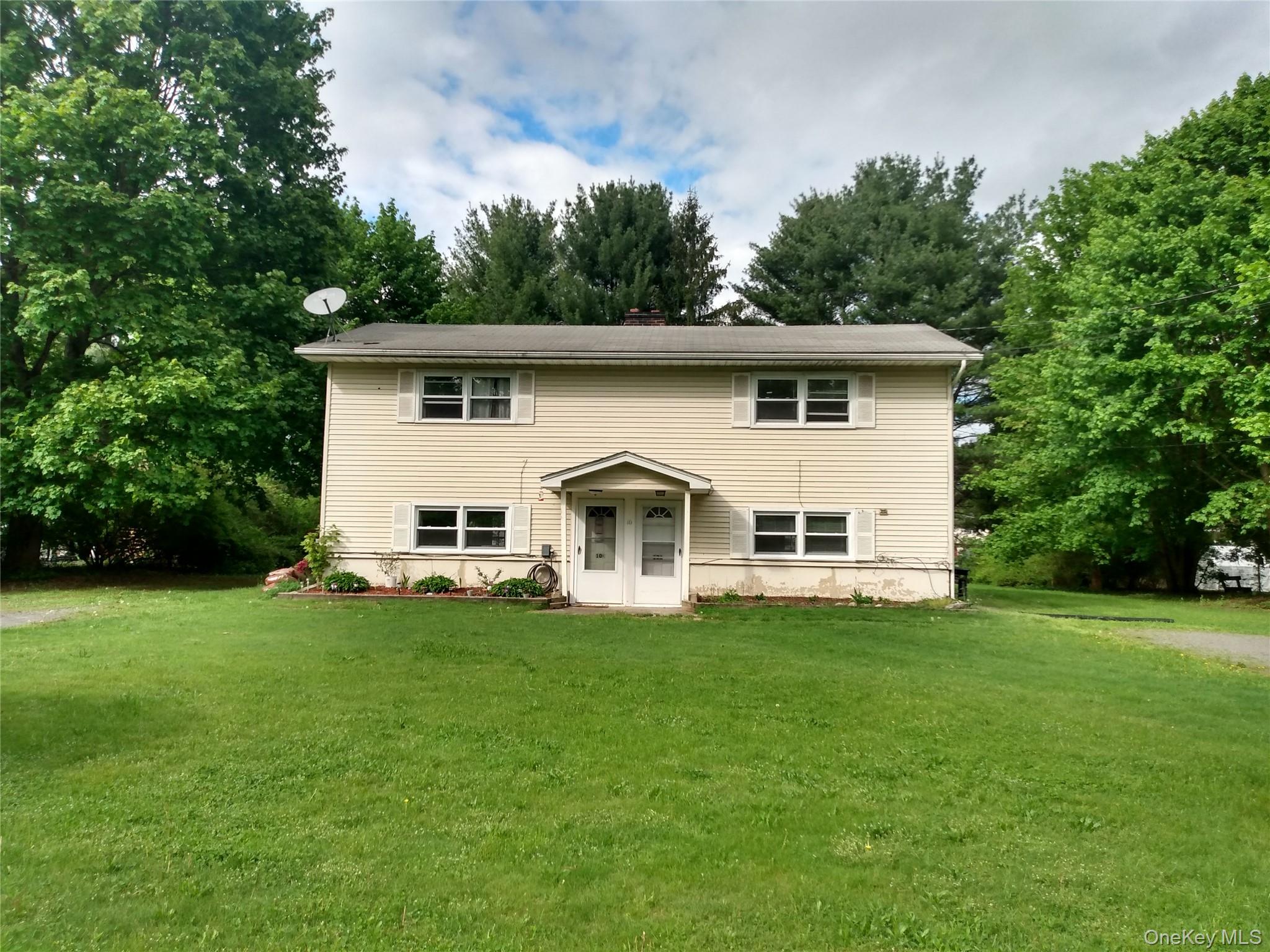 10 Elm Street, Westbrookville, NY 12785