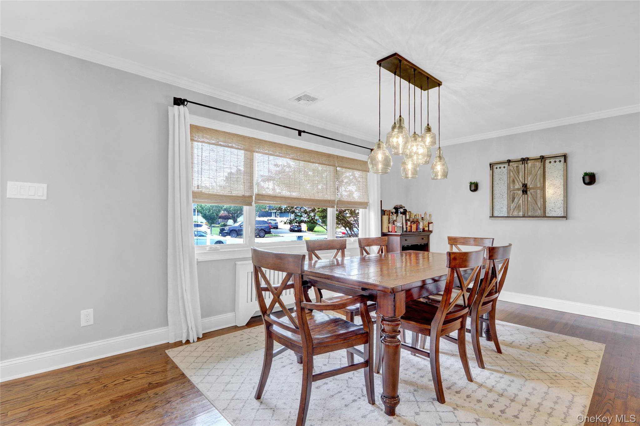 86 Unqua Road, Massapequa, NY 11758