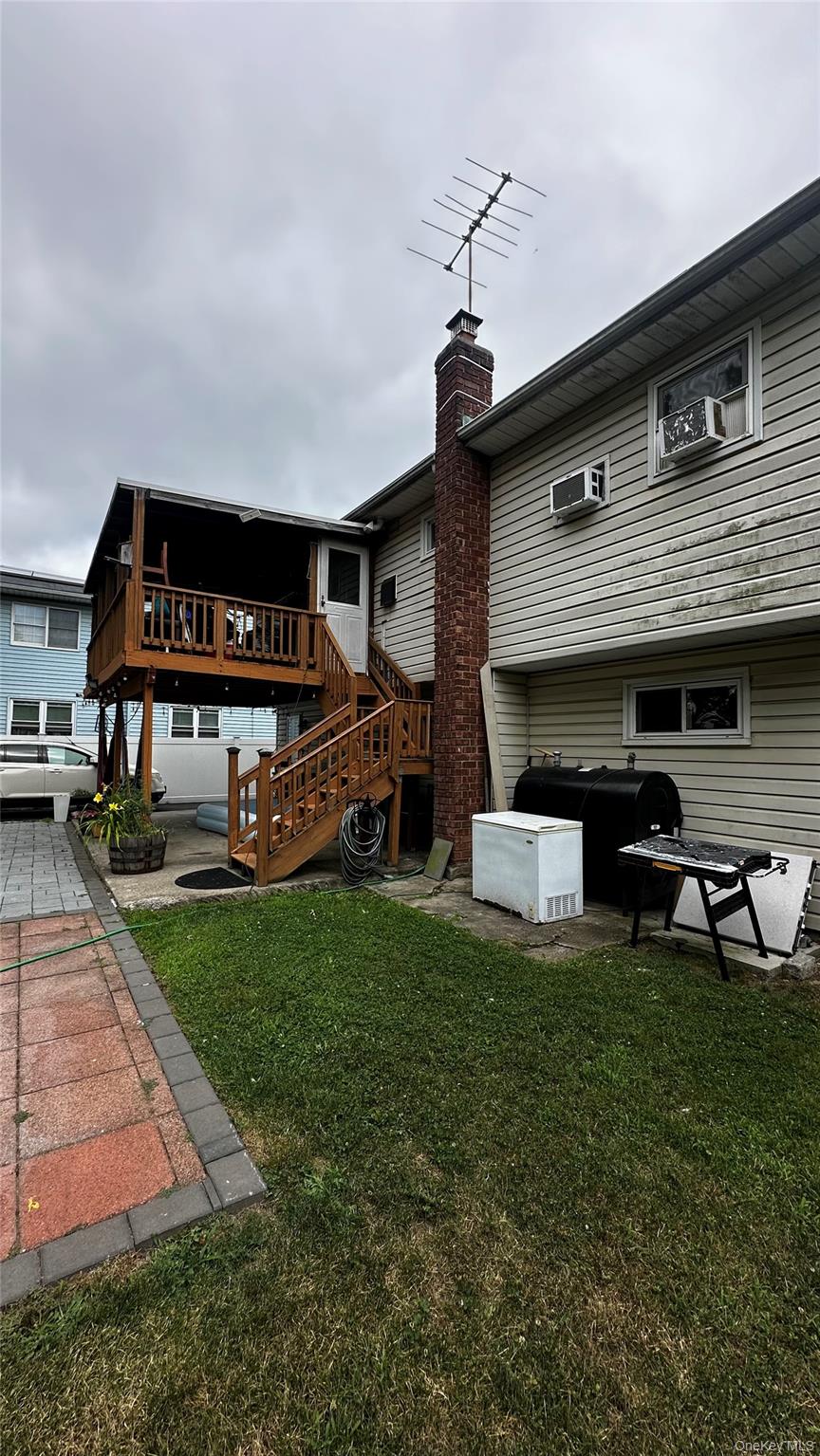 665 Commander Avenue, West Babylon, NY 11704