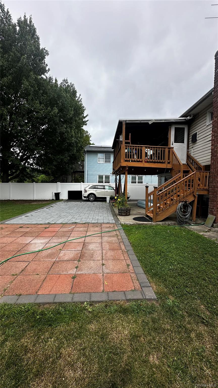 665 Commander Avenue, West Babylon, NY 11704