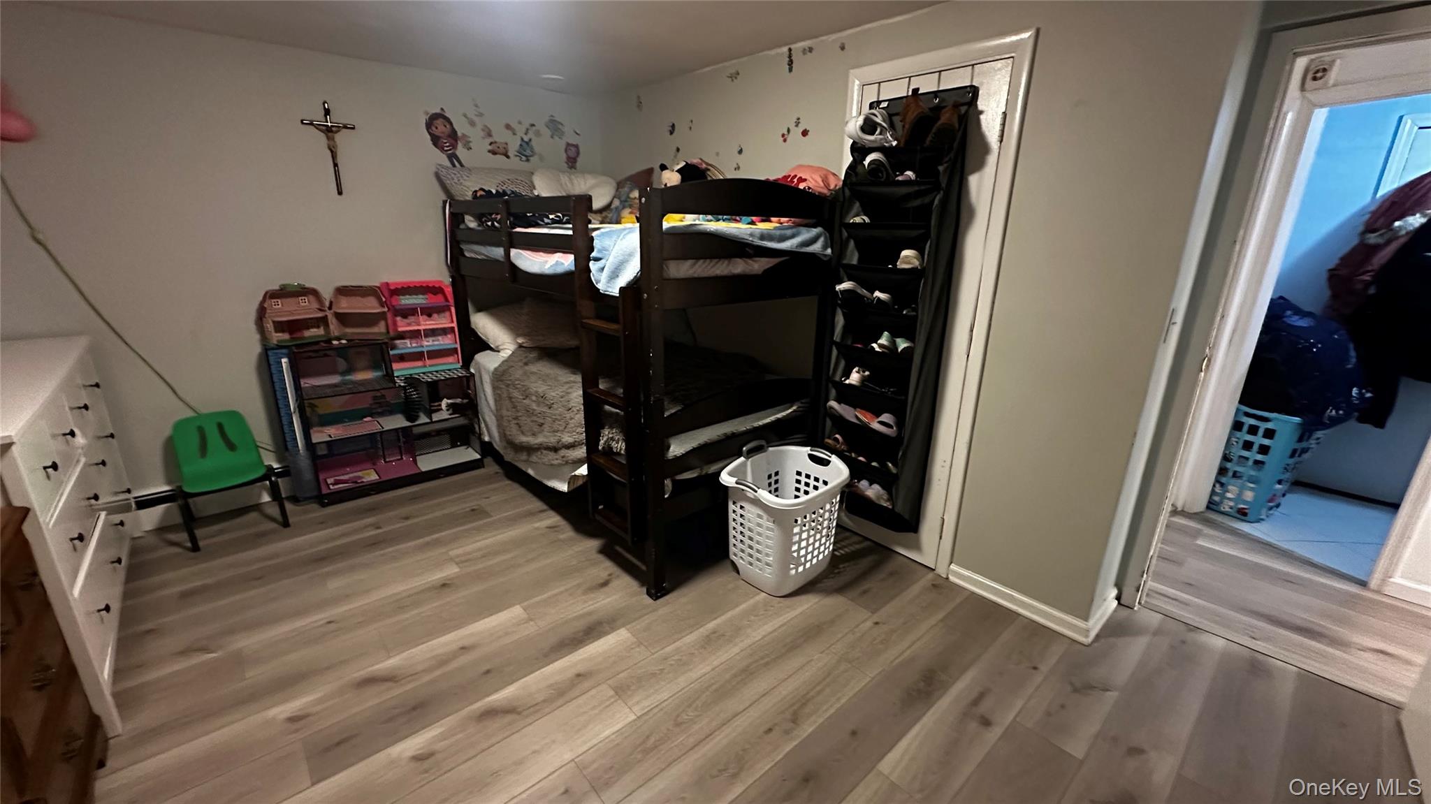 665 Commander Avenue, West Babylon, NY 11704