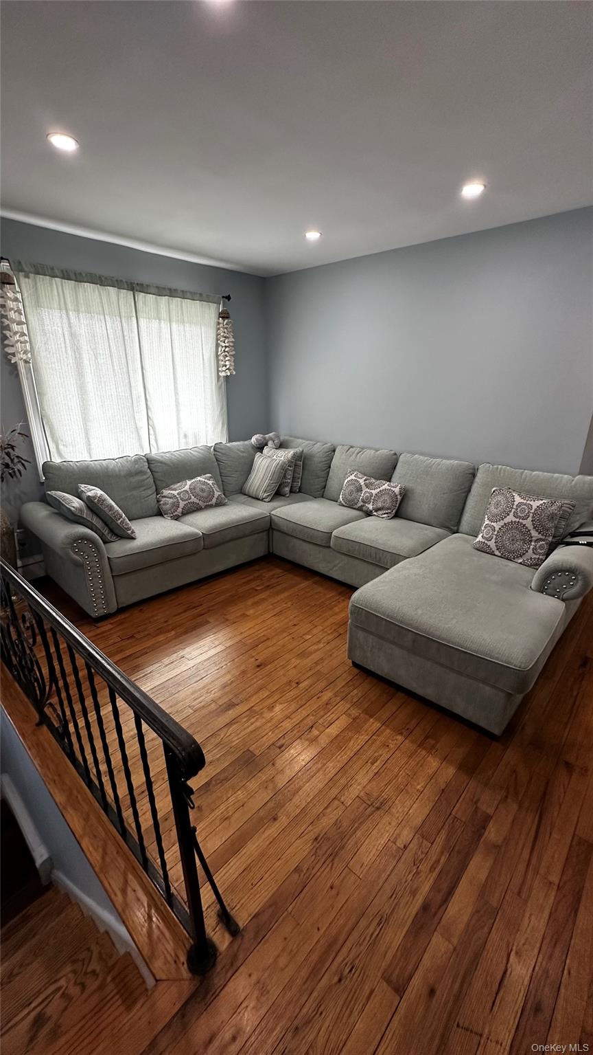 665 Commander Avenue, West Babylon, NY 11704