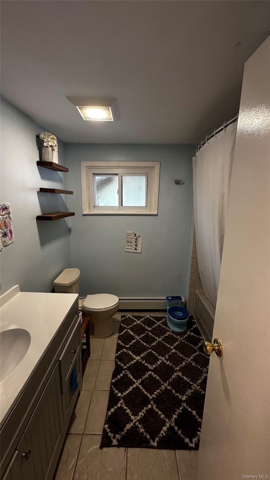 665 Commander Avenue, West Babylon, NY 11704