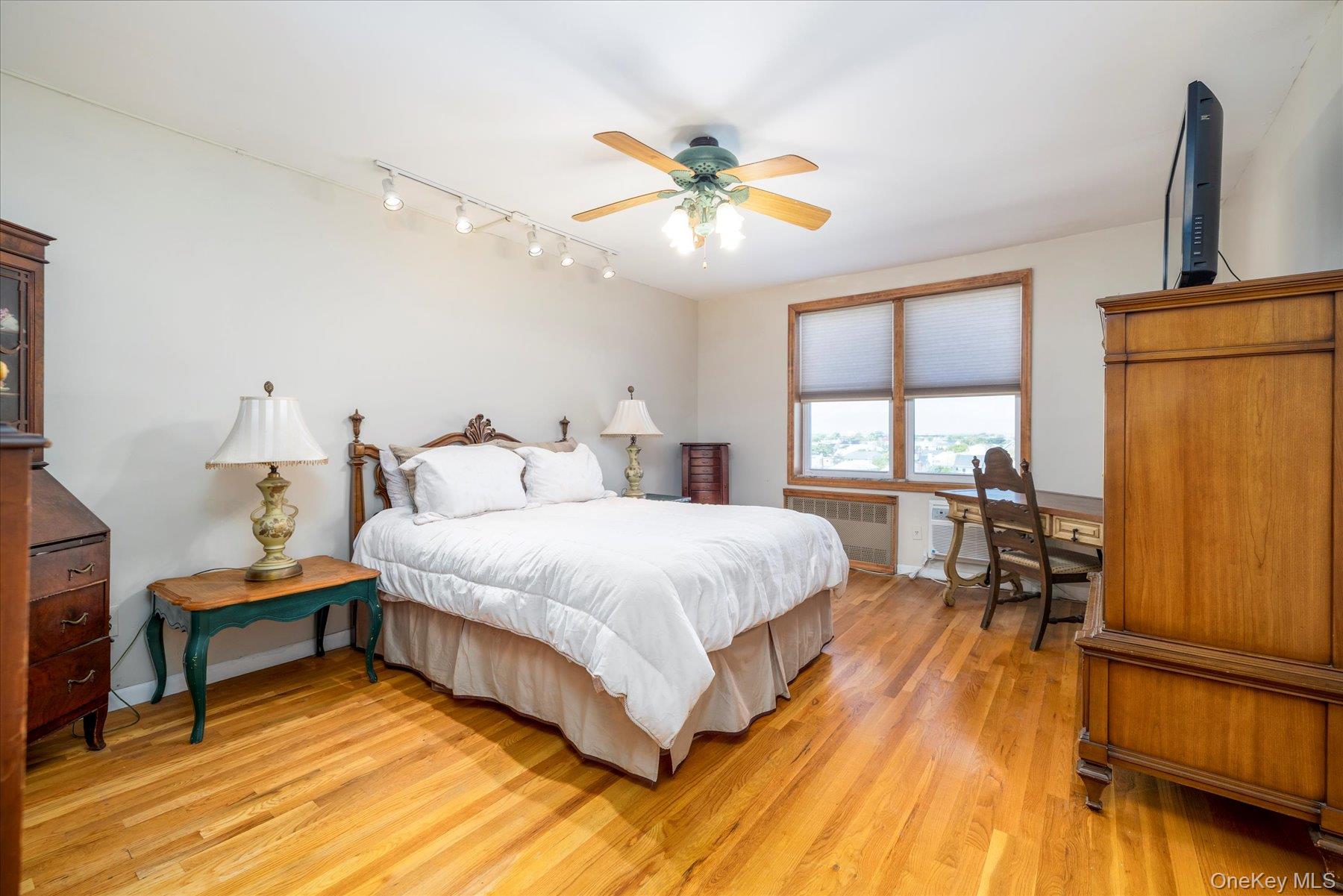 522 Shore Road # 4O, Long Beach, NY 11561