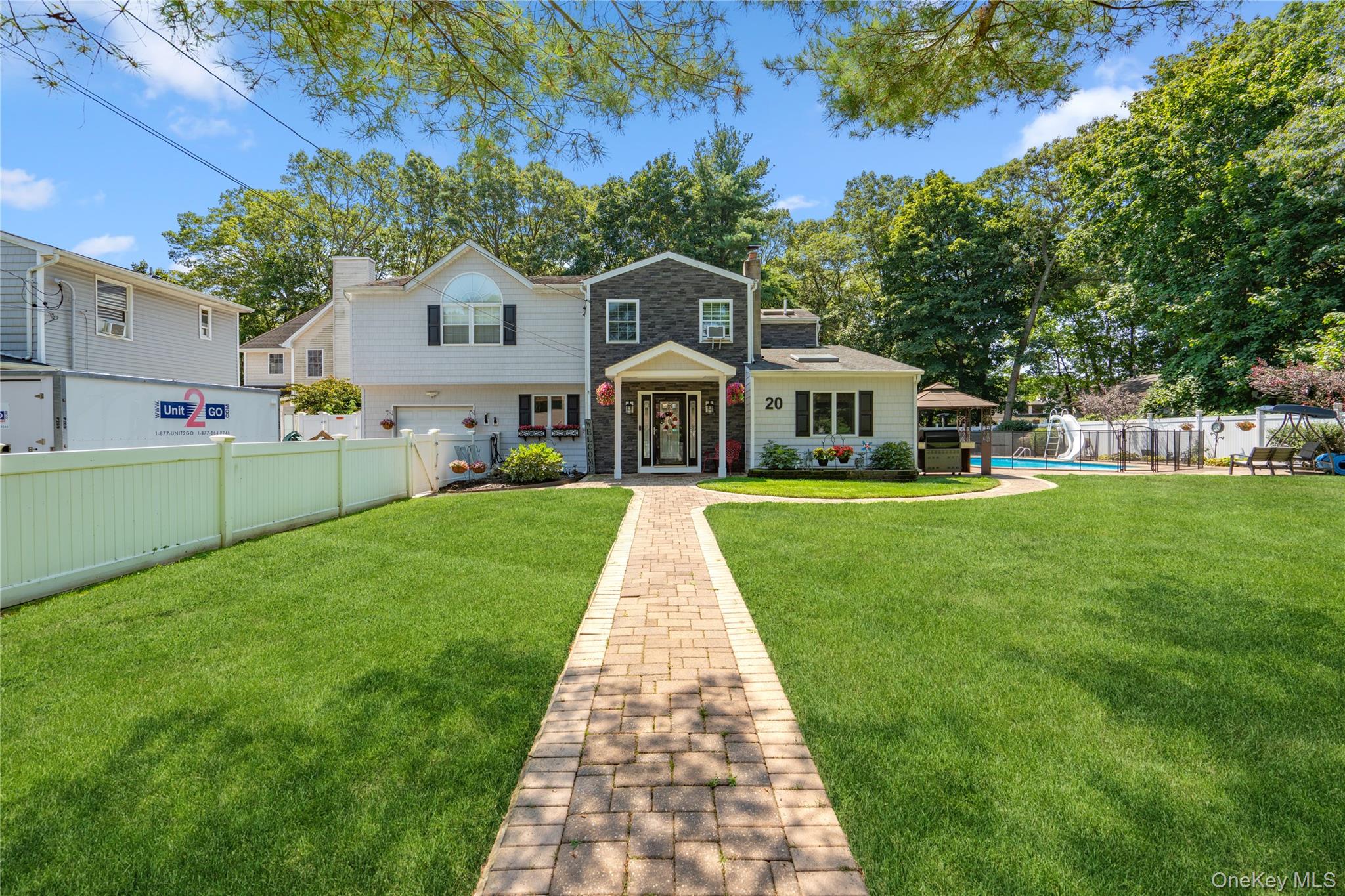 20 Lyda Drive, Nesconset, NY 11767