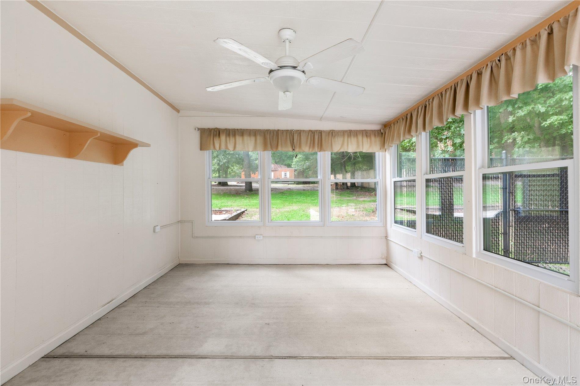 110 E Bartlett Road, Middle Island, NY 11953