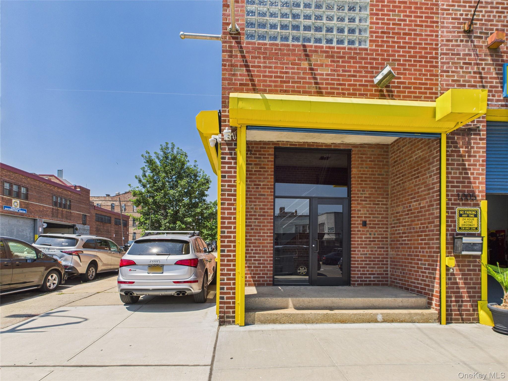 1005 35th Avenue # 2nd floor, Astoria, NY 11106