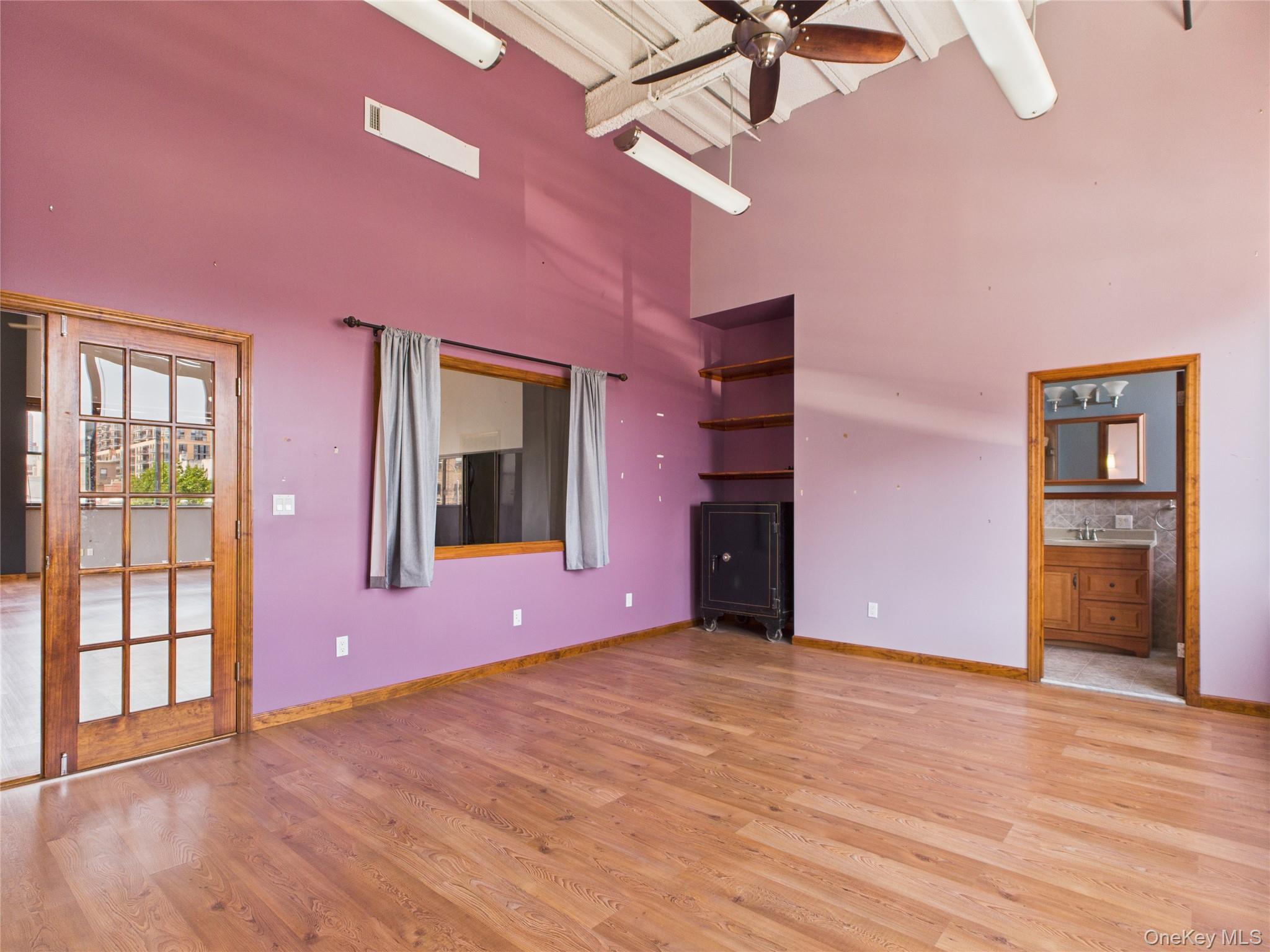 1005 35th Avenue # 2nd floor, Astoria, NY 11106