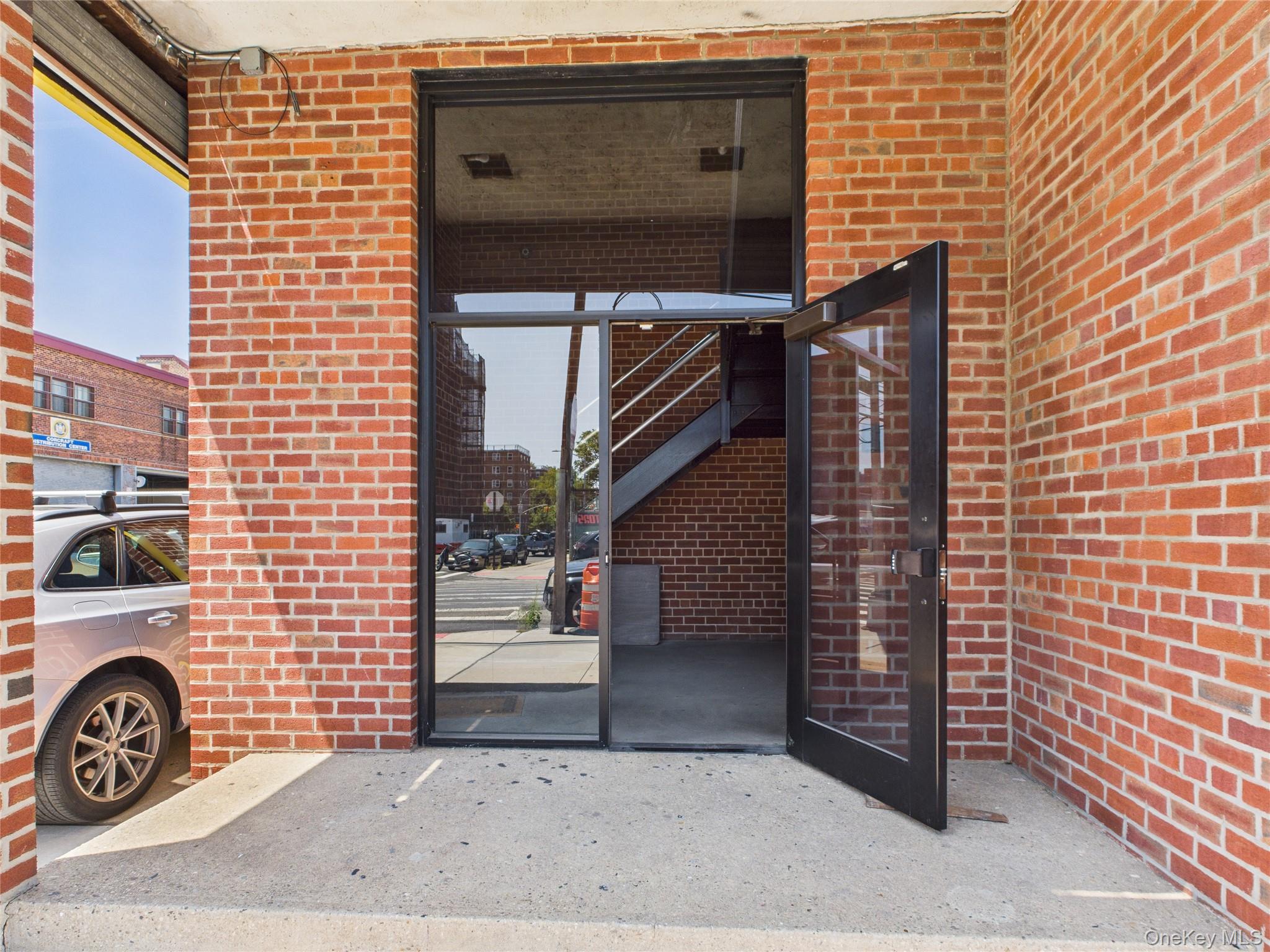 1005 35th Avenue # 2nd floor, Astoria, NY 11106