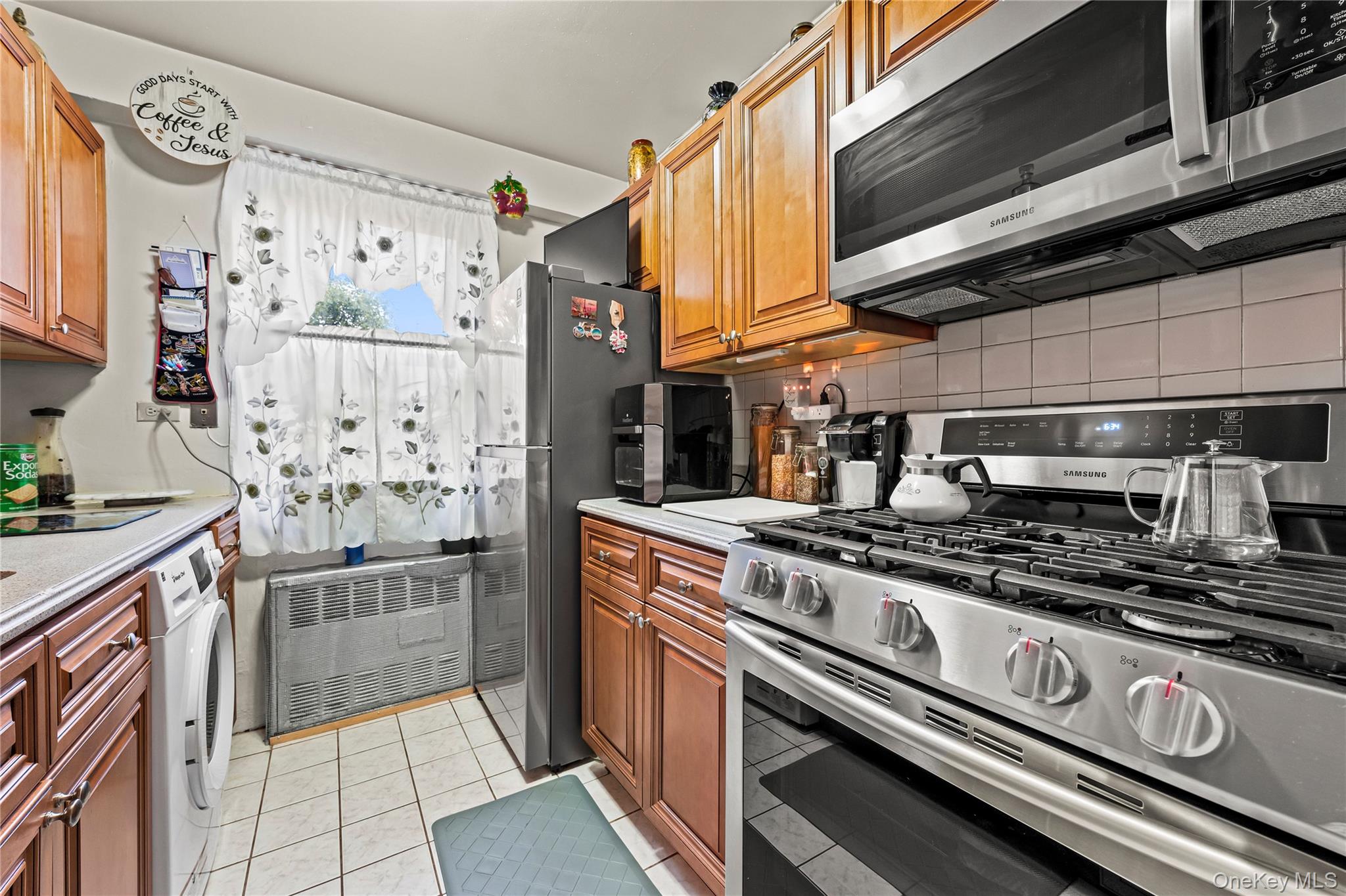 12399 Flatlands Avenue # 1L, Brooklyn, NY 11207