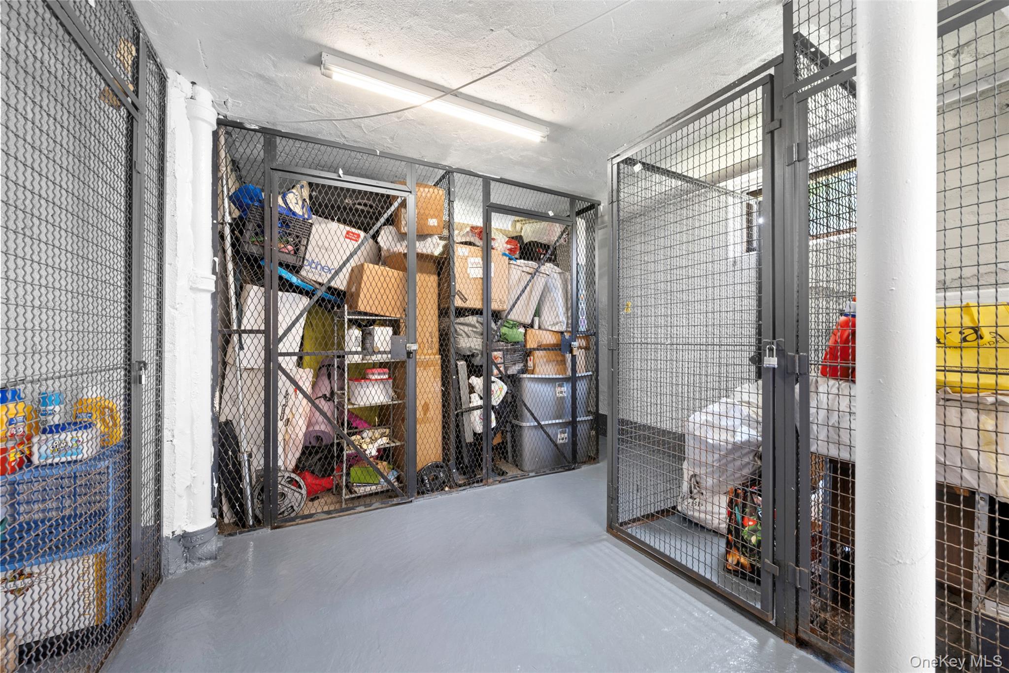 29 West Mill Drive # 10A, Great Neck, NY 11021