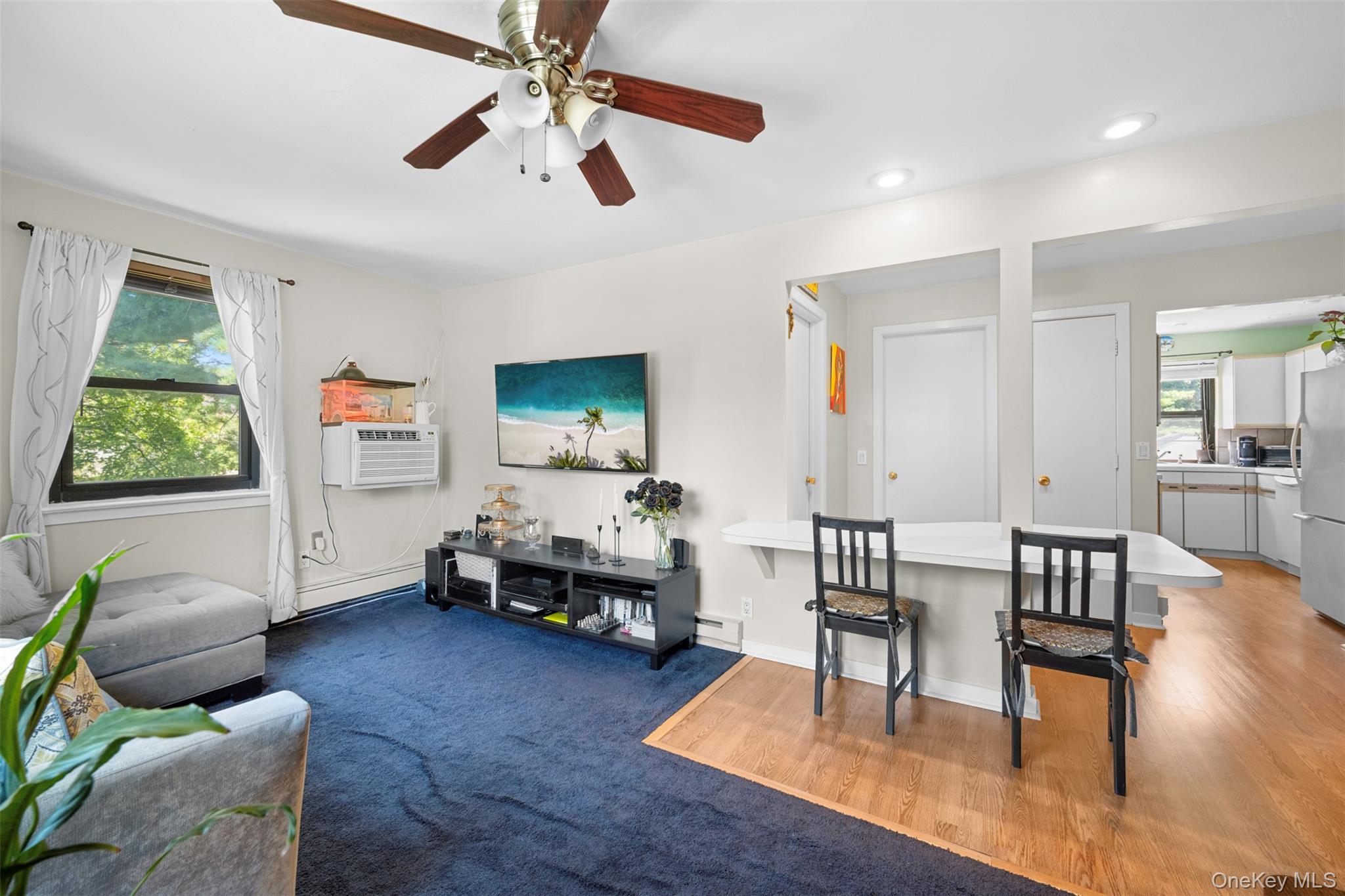 29 West Mill Drive # 10A, Great Neck, NY 11021