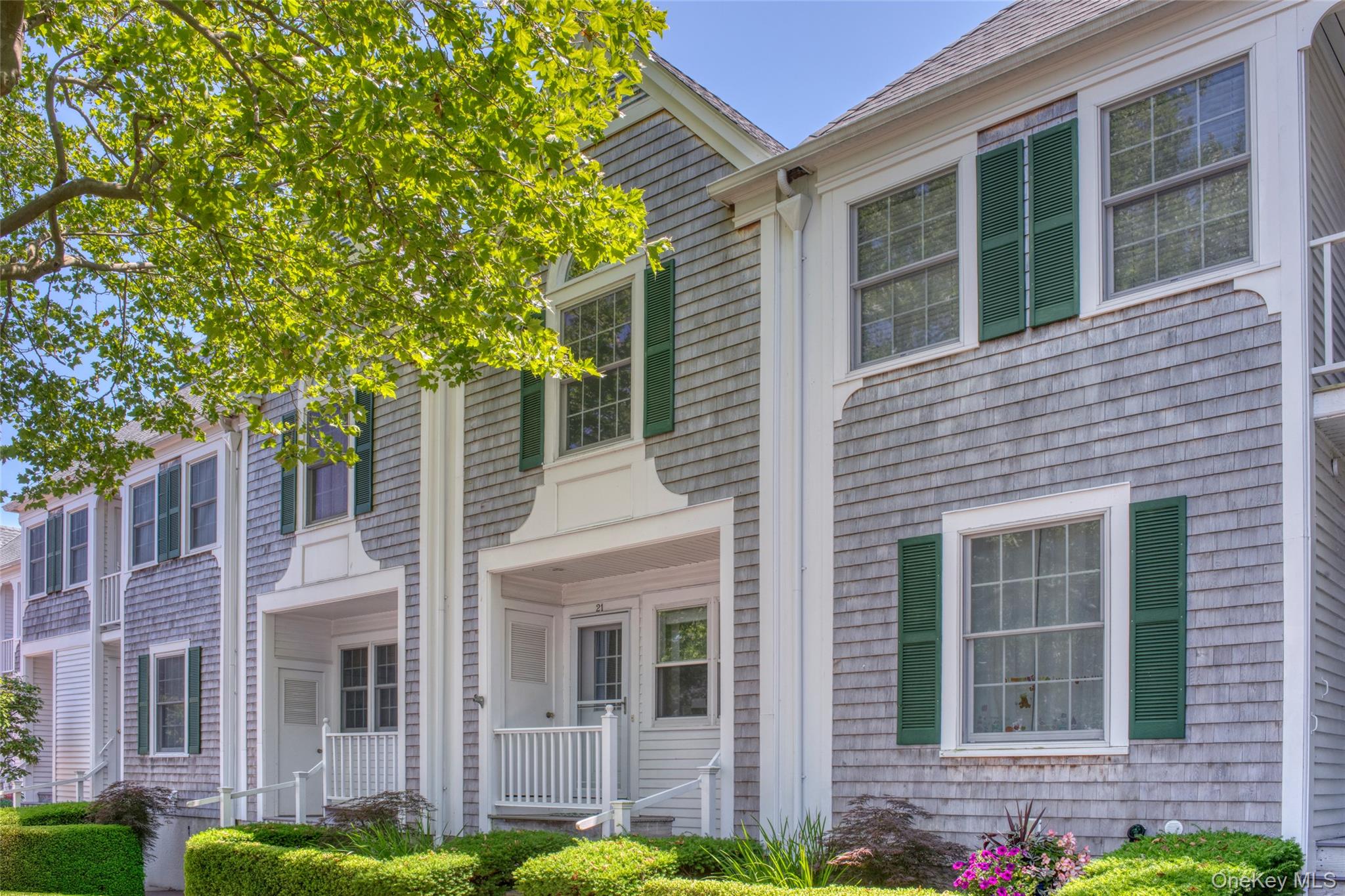 21 Stirling Cove # E, Greenport, NY 11944