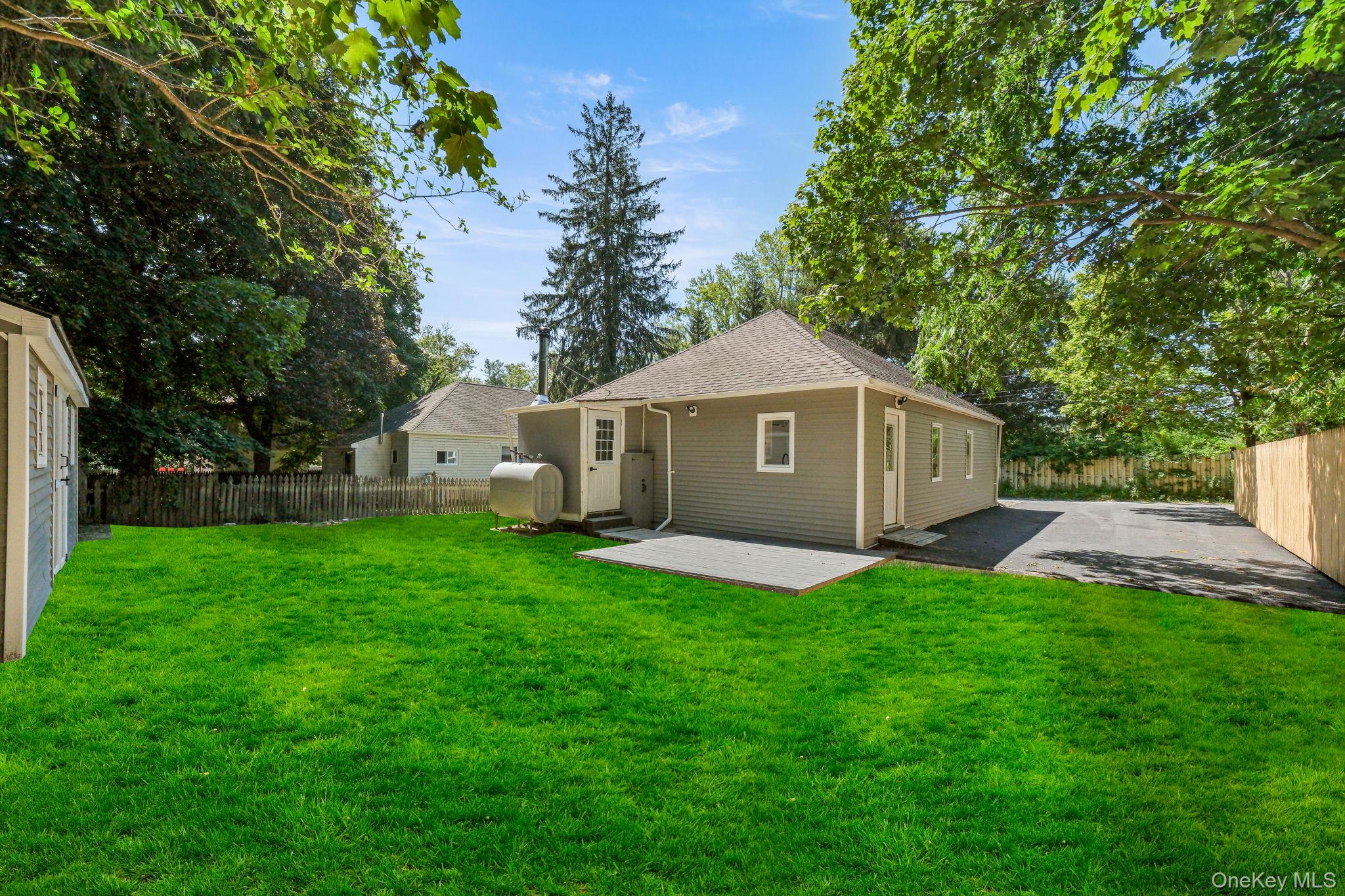 8 Mapes Lane, Monroe, NY 10950