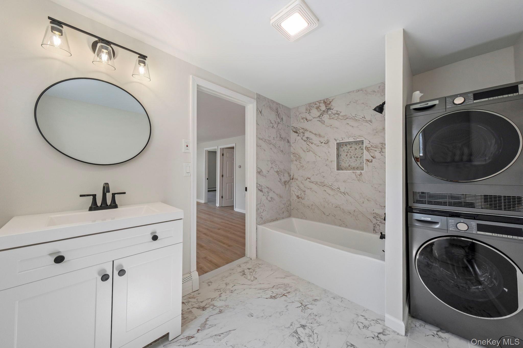 8 Mapes Lane, Monroe, NY 10950