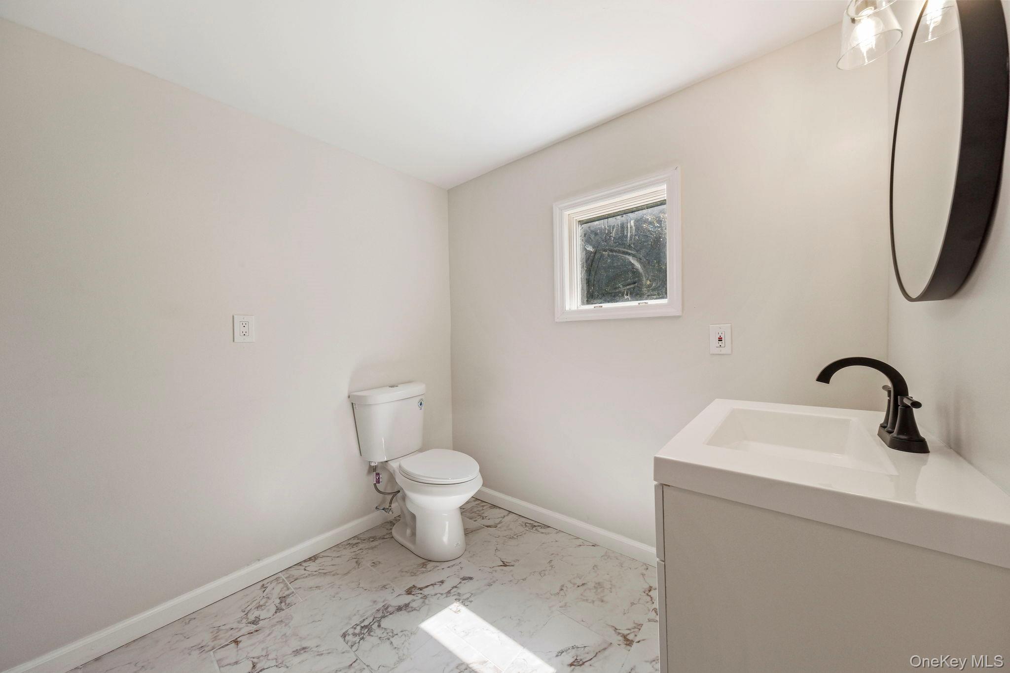 8 Mapes Lane, Monroe, NY 10950