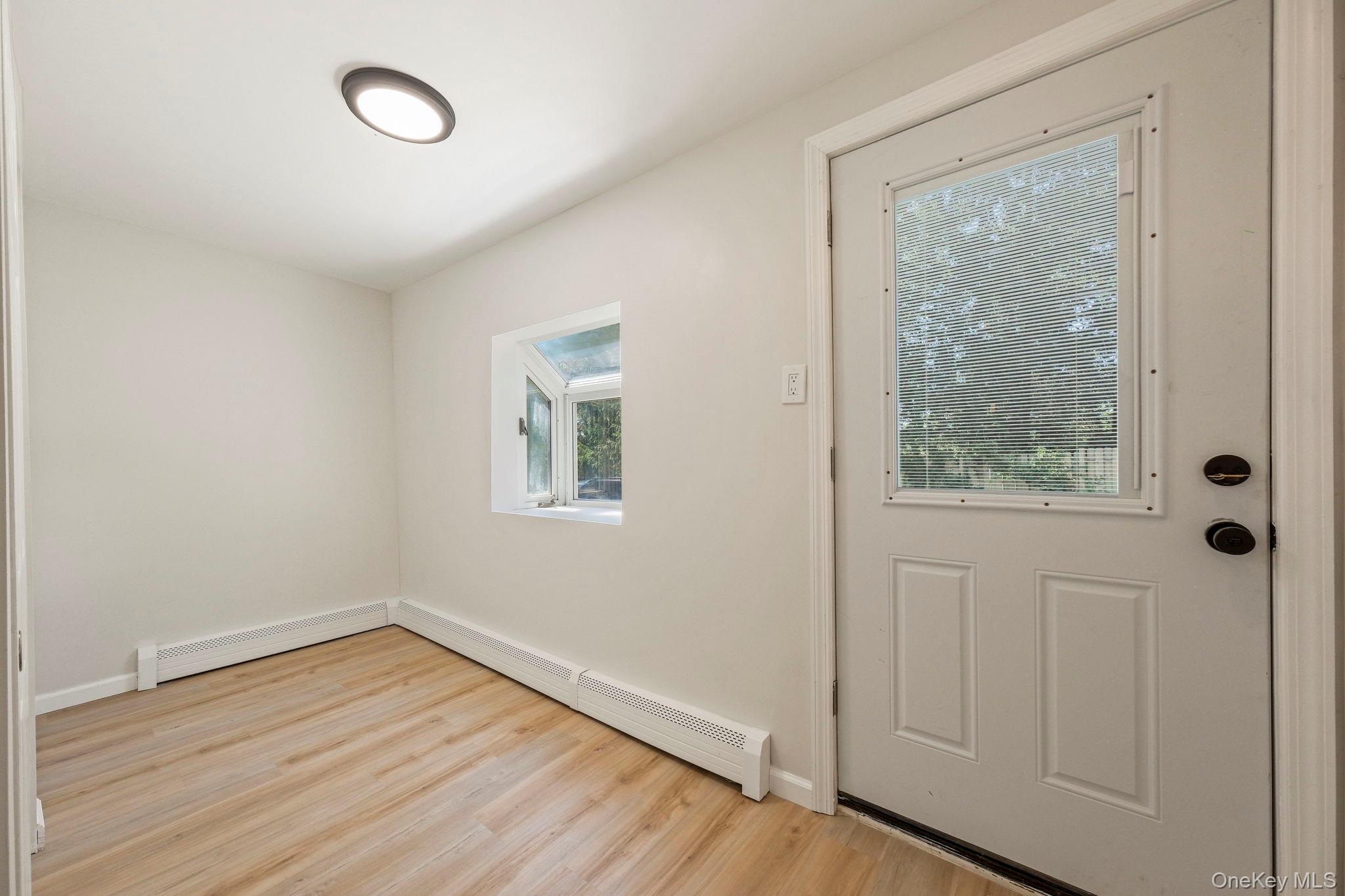 8 Mapes Lane, Monroe, NY 10950