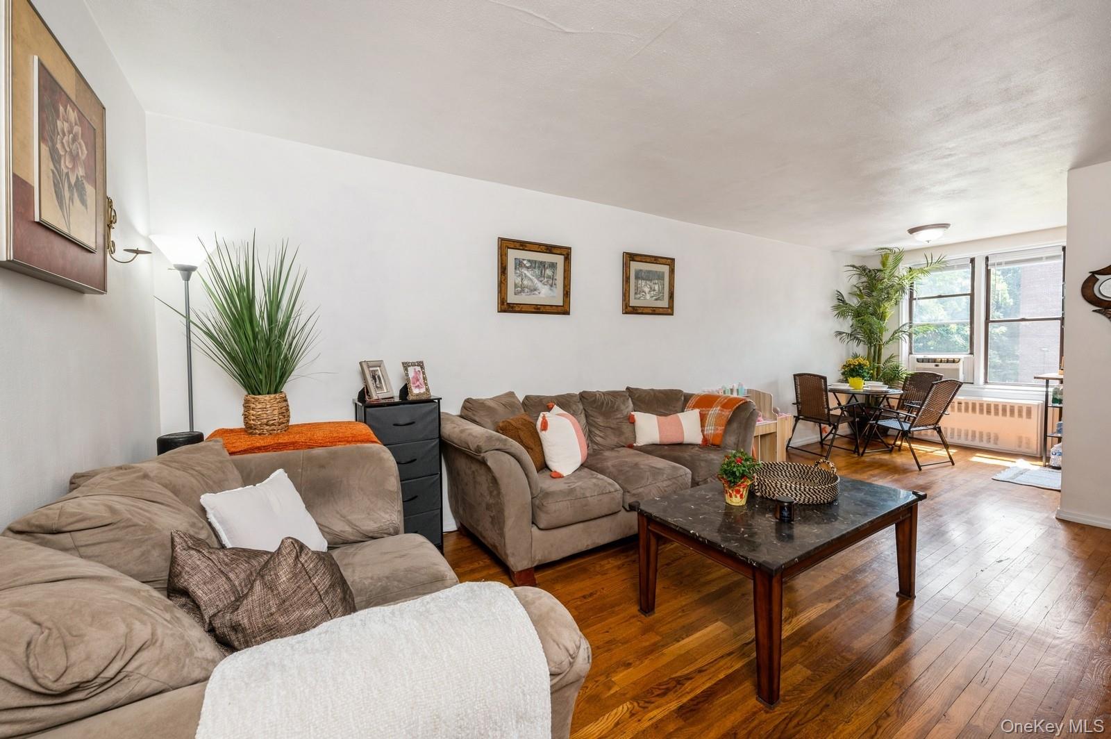 678 Warburton Avenue # 5J, Yonkers, NY 10701