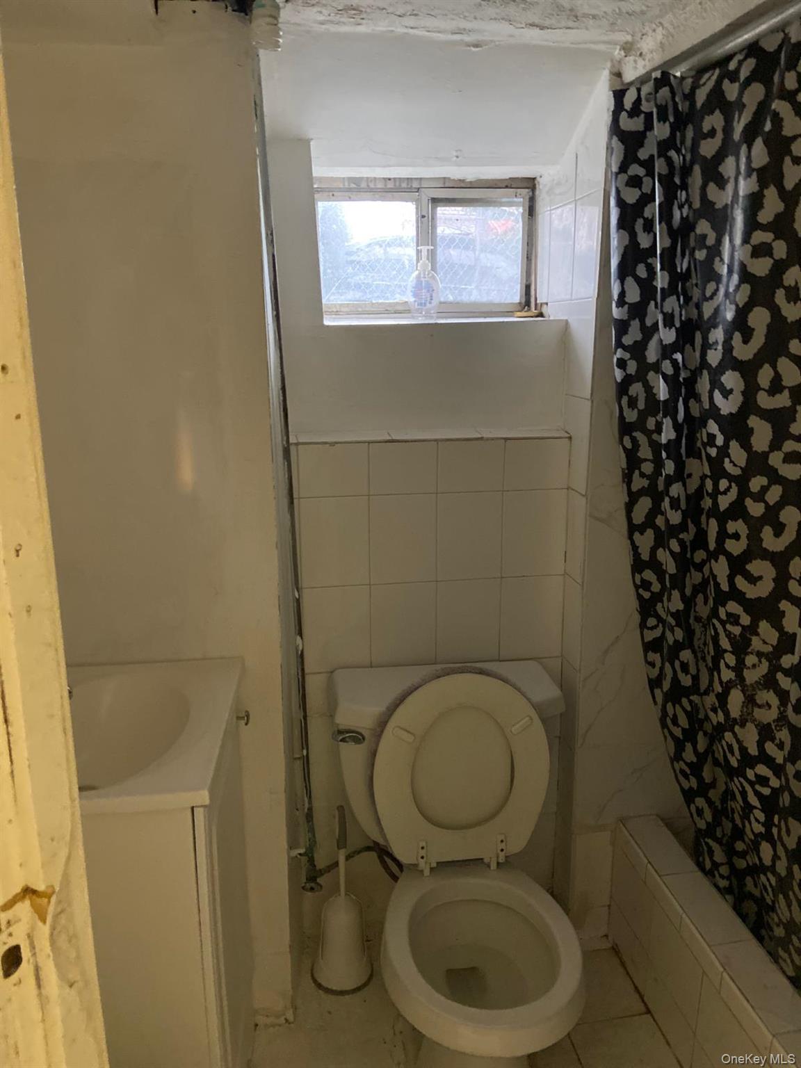 19217 Williamson Avenue, Saint Albans, NY 11412