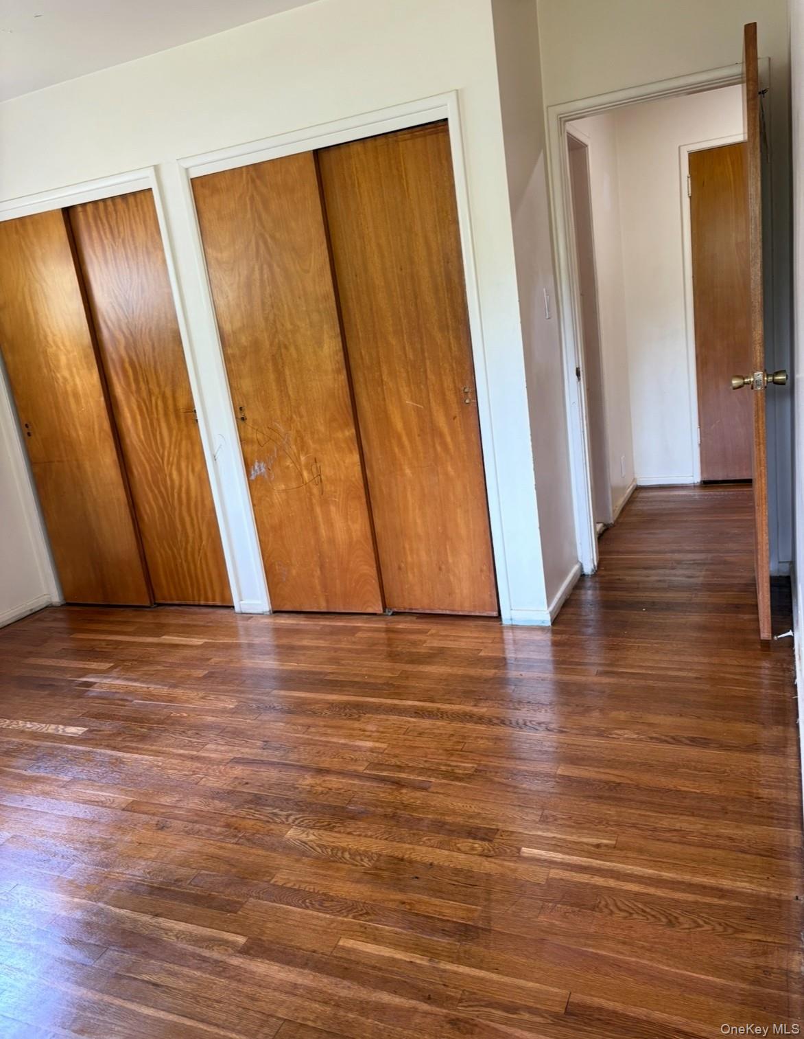 1 Willowbrook Lane, Freeport, NY 11520