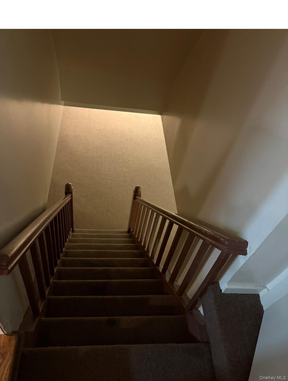 1 Willowbrook Lane, Freeport, NY 11520