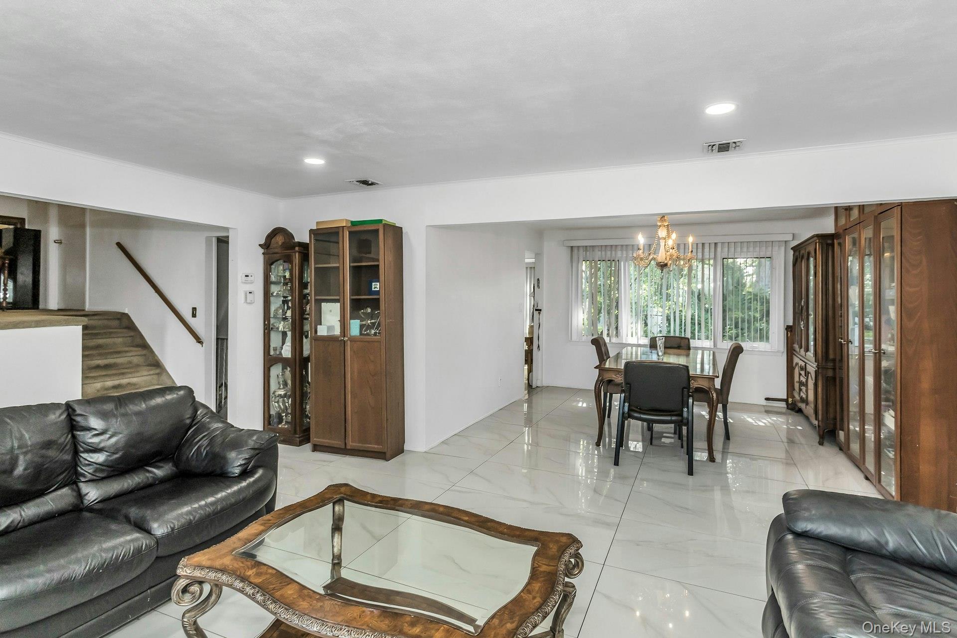 58 Pasadena Drive, Plainview, NY 11803