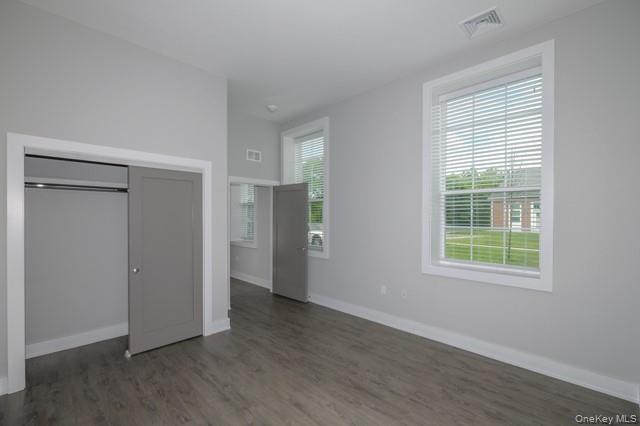 75 Circle Drive # 86-101, Central Islip, NY 11722